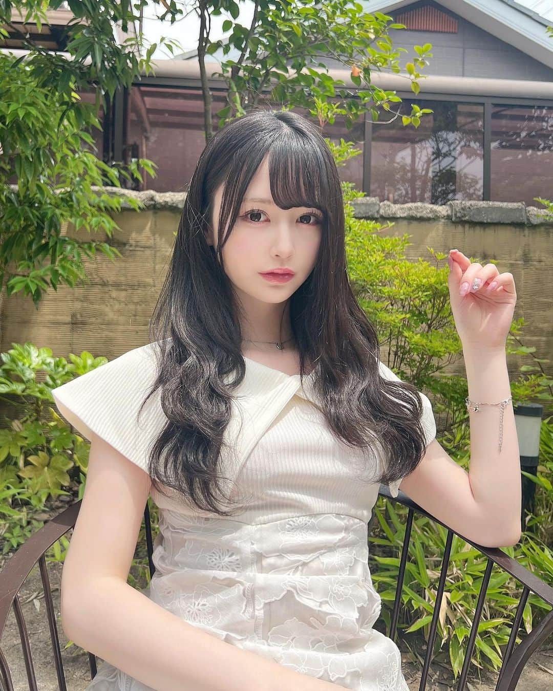 山本望叶のインスタグラム：「暑いね〜🫠☀️  #ootd #ootd #コーデ #夏服コーデ #ワンピース #ワンピースコーデ #dazzlin #randa」
