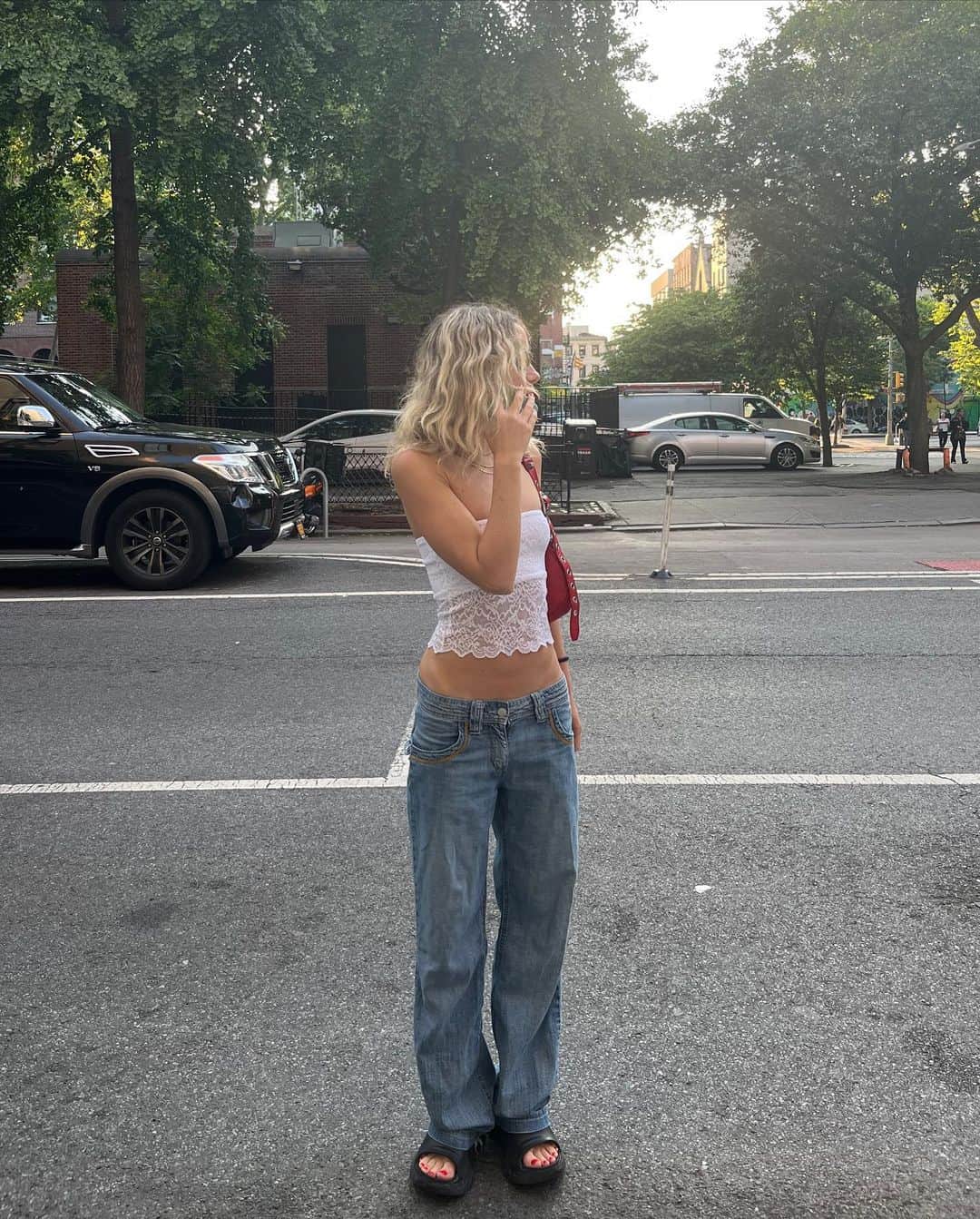 Subduedさんのインスタグラム写真 - (SubduedInstagram)「NEW YORK NEW IN✨✨ Summer in the big 🍎 w/ @soleduda  #subdued #subduedcommunity #subduedgirls #nyc #ootd #ootdfashion #inspiration」6月14日 20時39分 - subdued