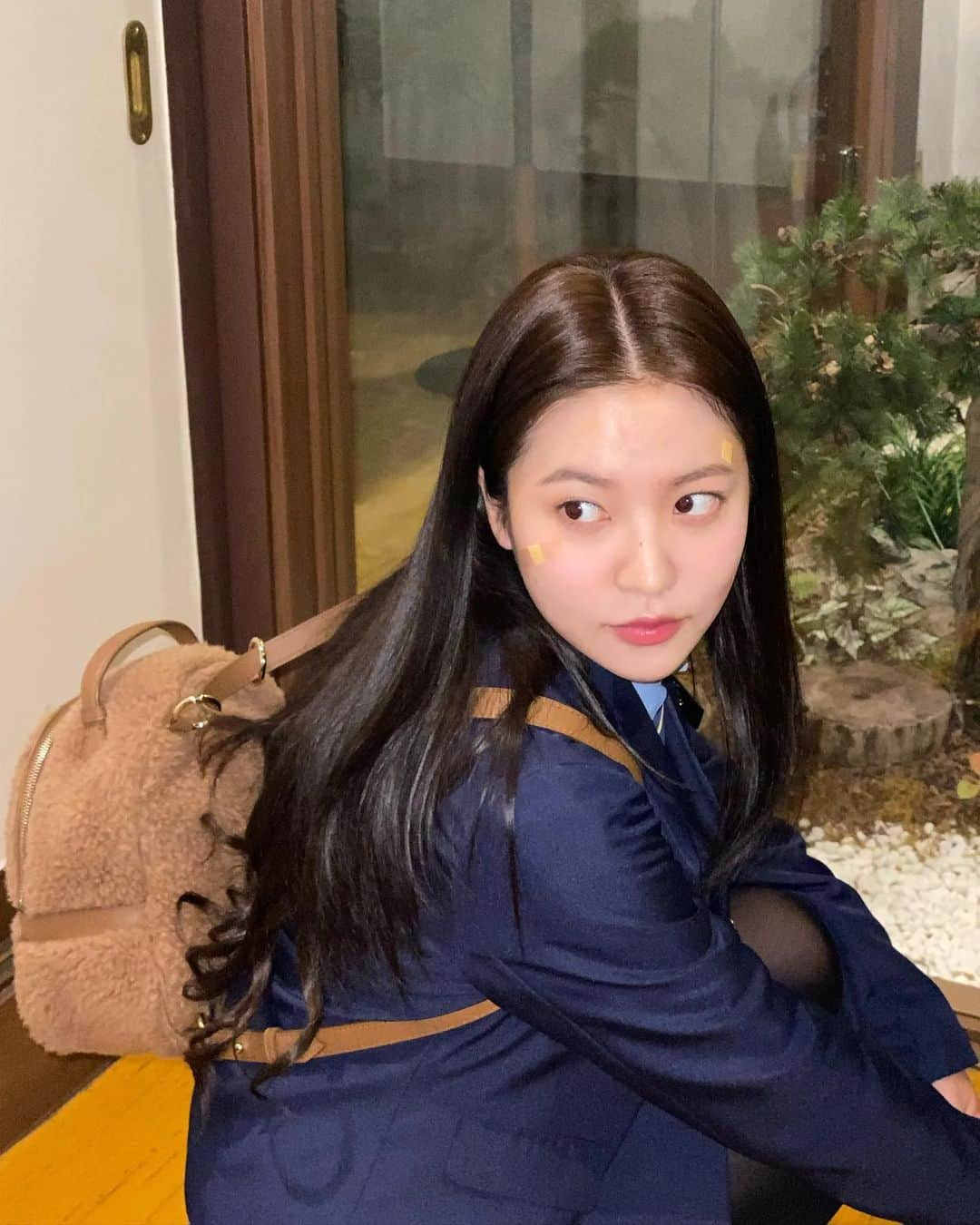 イェリのインスタグラム：「'Bitch x Rich' ep 5 & 6 today🤩❤️‍🔥 #REDVELVET #YERI #레드벨벳 #예리」