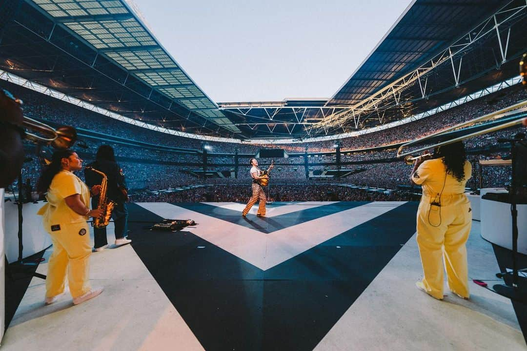 ハリー・スタイルズさんのインスタグラム写真 - (ハリー・スタイルズInstagram)「Love On Tour. London I. June, 2023.」6月14日 20時45分 - harrystyles