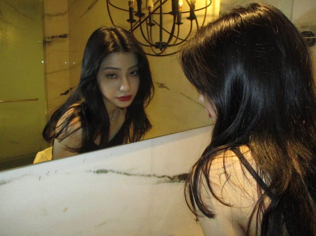 北澤舞悠（まゆちる）のインスタグラム：「안녕」