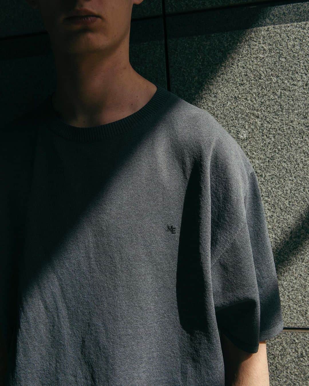 ミノトールのインスタグラム：「M4E (MINOTAUR INST. FOR ESTNATION) WASHI TECH KNIT CREW  限定販売店 @estnation_jp  @estnation_roppongihills  @estnation_yurakucho  @estnation_osaka」