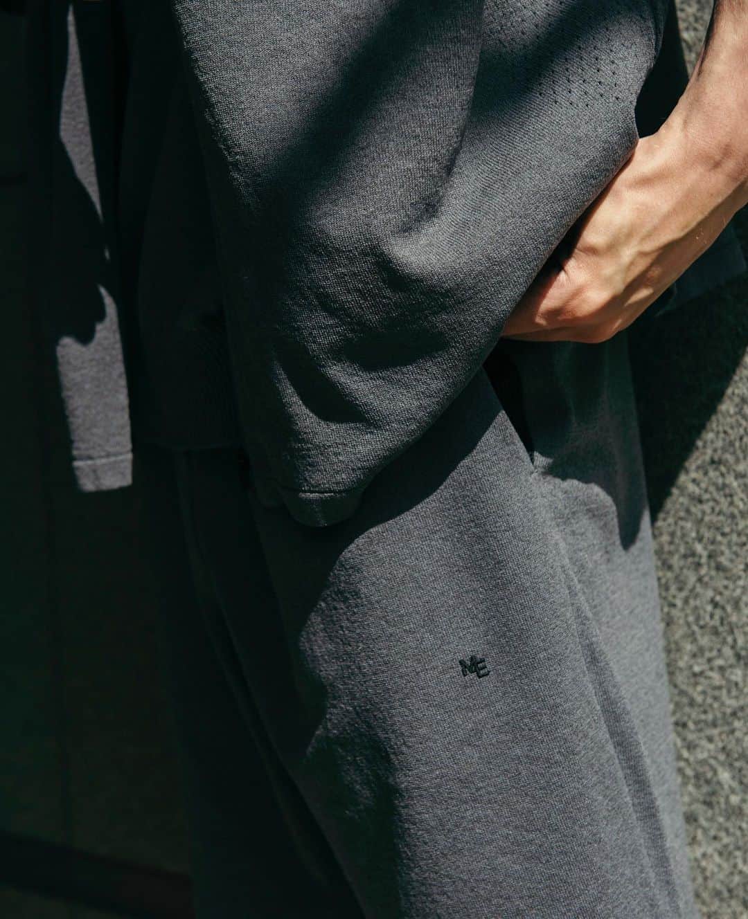 ミノトールのインスタグラム：「M4E (MINOTAUR INST. FOR ESTNATION) WASHI TECH KNIT SHORTS  限定販売店: @estnation_jp  @estnation_roppongihills  @estnation_yurakucho @estnation_osaka」