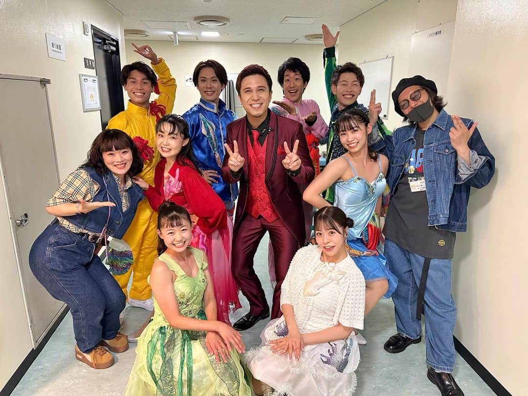 小林優太さんのインスタグラム写真 - (小林優太Instagram)「※ 無事に生放送終了しました…6月13日(火)NHKホールにてMCを谷原章介さん・赤木野々花アナウンサーが務める19:57〜20:42NHK[うたコン]にて…6月9日(金)公開のディズニー映画【リトル・マーメイド】より…アリエル役の豊原江理佳さんとセバスチャン役の木村昴さんによるSPメドレーの中の1曲《アンダー・ザ・シー》の振付けをさせていただきました‼︎🧜🏻‍♀️🦀🫧 ※ 再放送もありますので…是非そちらのもご覧いただけましたら幸いです…再放送6月20日(火)16:15〜になります‼︎📽✨ ※ Music：アンダー・ザ・シー/木村昴・豊原江理佳 @kimura_subaru @erika_lunat  ⁡※ Choreography：Yu→ch☆"n♂ @yc_phone720  ⁡※ 《Performed By》 @shunxstagram  @r.ina_15  @ippatsuokada  @yokoikinari1116  @toshiki_915  @anzuazuazs  @takumi_sakuraba  @tinkerbell___05  ※ 《Special Thanx By》 @0822_zai87  ※ ご覧いただいた皆さま本当にありがとうございました‼︎🙇‍♂️✨💦 ※ #dance #dancer #choreographer #instructor #director #ycテーマパークhiphop #テーマパーク #テーマパークダンス #テーマパークhiphop #テーマパークHIPHOP #テーマパークヒップホップ #nhk #nhkホール #うたコン #生放送 #谷原章介 #赤木野々花 #木村昴 #セバスチャン #豊原江理佳 #アリエル #リトルマーメイド #アンダーザシー #小林優太 #Yu→ch☆"n♂#振付け #振付師」6月14日 21時59分 - yc_phone720