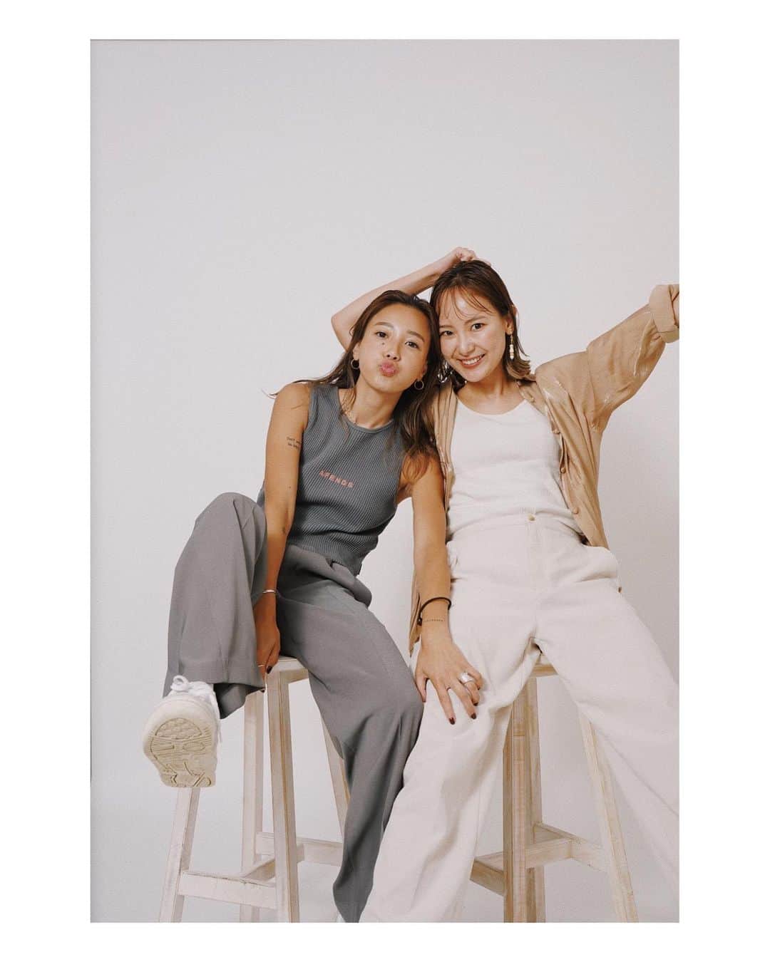馬詰まほのインスタグラム：「Bestie👯‍♀️ ｱﾘｶﾞﾄｳﾈ🩷 あした湘南ｶｴﾘﾏｽ٩(^‿^)۶(=^x^=)ʕ•ᴥ•ʔ @kana_cacca @cacca.studio  #bestfriends #osaka #higashimikuni #takoyakilover」