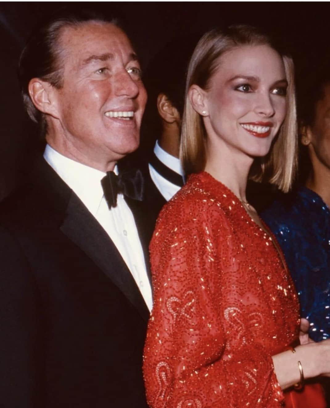 ホルストンのインスタグラム：「Way back 'when-sday', we love this photo of Halston and Karen Macdonald attending the MET Gala back in the day.⁠ ⁠ ⁠ #vintagefashion #vintagestyle #style #halston ⁠ #fashiontrends #ootdfashion #glamour #fashioninspo⁠ #chic #fashion #womensfashion」