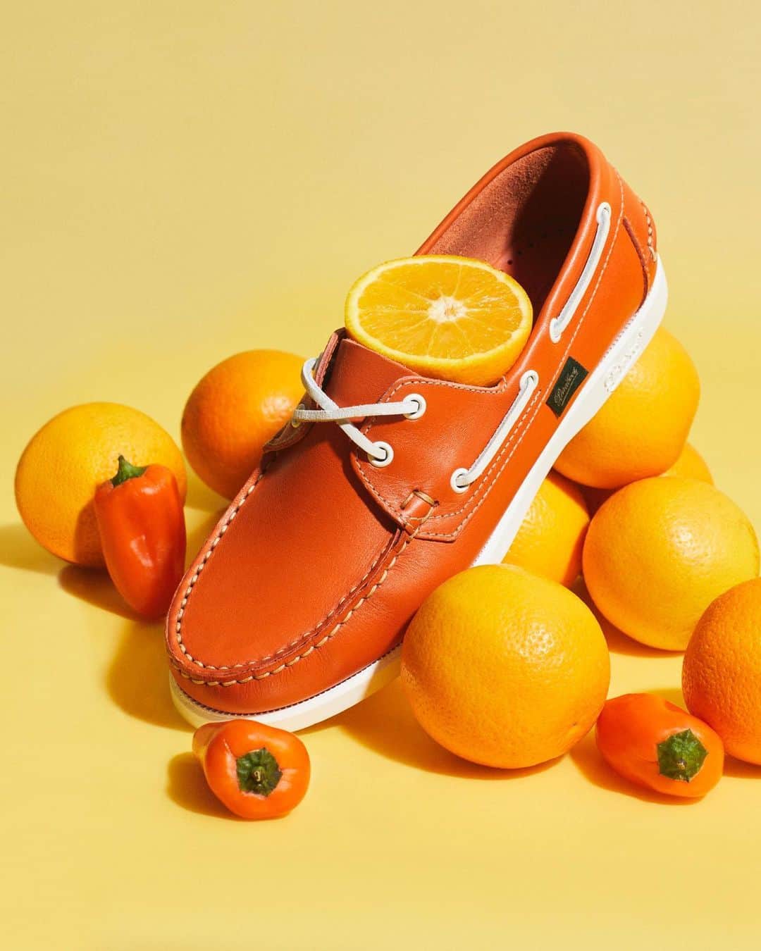 YOOX.COMのインスタグラム：「THE SHOE EDIT Check out the most sought-after boat shoes for summer on #YOOX!」