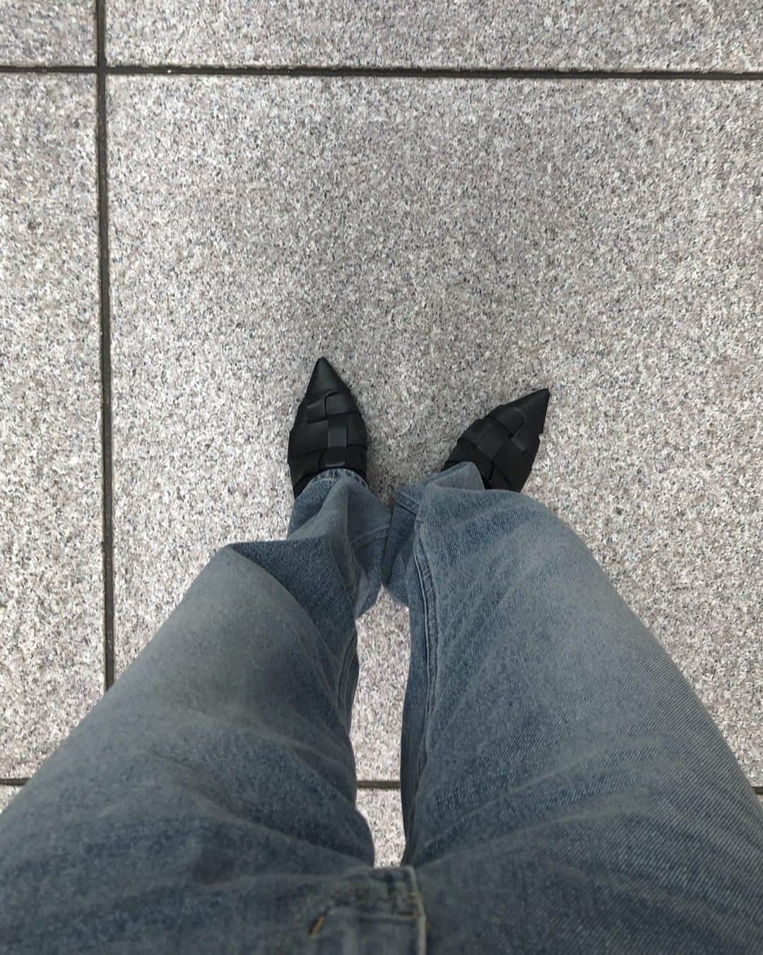 乃愛さんのインスタグラム写真 - (乃愛Instagram)「きょうの視界 かわデニムとかわ靴」6月14日 22時28分 - _0w022