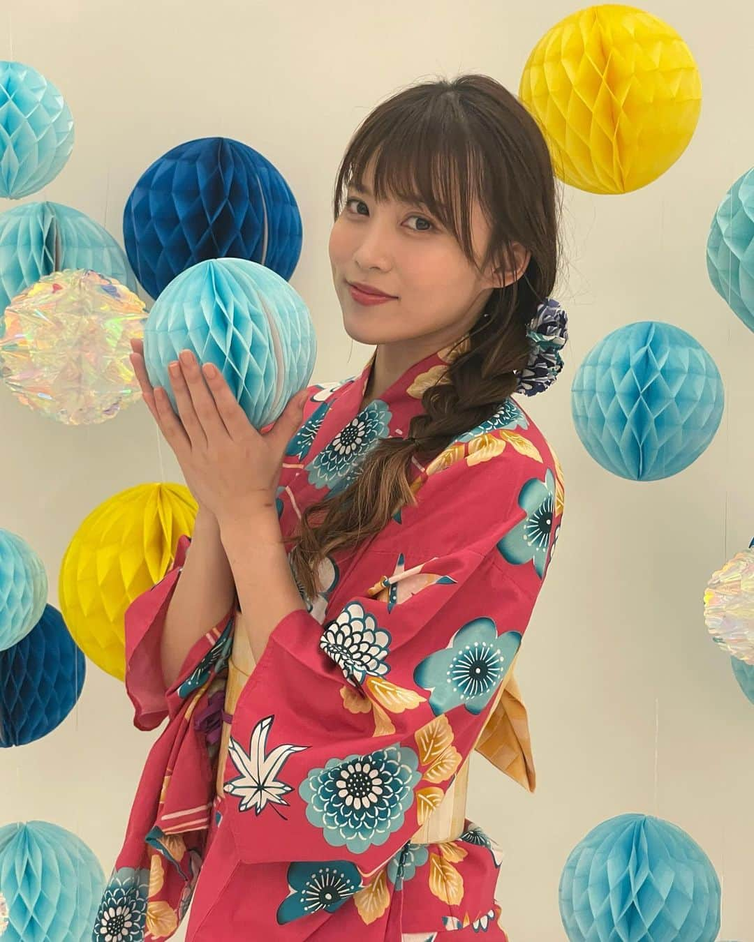 岡部麟さんのインスタグラム写真 - (岡部麟Instagram)「生写真撮影で浴衣着ましたぜ 柄可愛くって最高〜🥰  今年は浴衣着てお祭り行けるかしら...?  #akb48 #岡部麟」6月14日 22時28分 - beristagram_1107