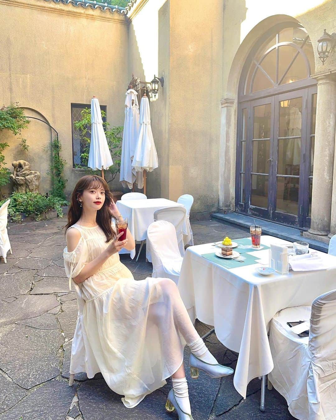 山崎春佳さんのインスタグラム写真 - (山崎春佳Instagram)「🫖💛💚  tea time @ogasawarahakushakutei ( ᷇࿀ ᷆ )  お洋服は @randa_pic 、靴は @merryjenny_instagram \♡/  #me #tbt #cafe #小笠原伯爵邸」6月14日 22時39分 - haruka_yamazaki