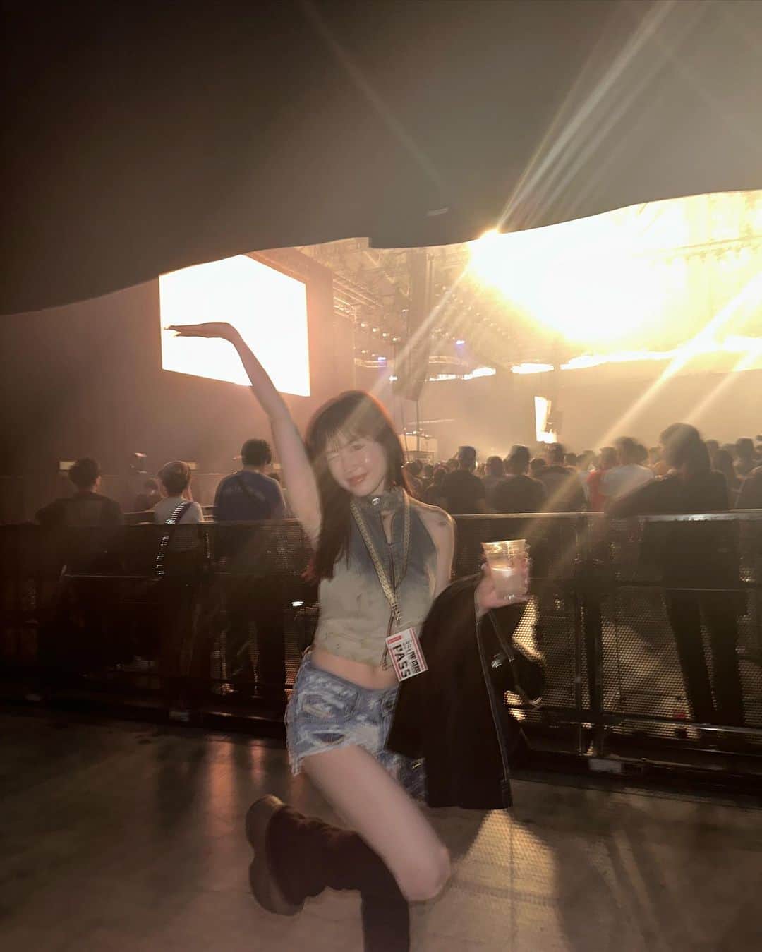 柚月瀬那のインスタグラム：「happi happi 2 d a y s 🫶🏻⚡️🔥 ハピっハピっな2日感😩💞 I look happy🍊 #popyours #popyours2023 #姉さんトイレの前で写真謝罪です」