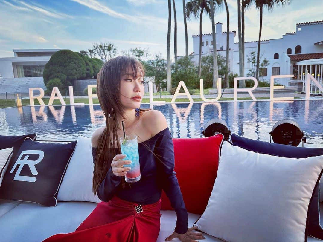 松本まりかのインスタグラム：「💙❤️  #RLCaliforniaDreaming #RalphLauren #6/14-6/30  おまけ😘」