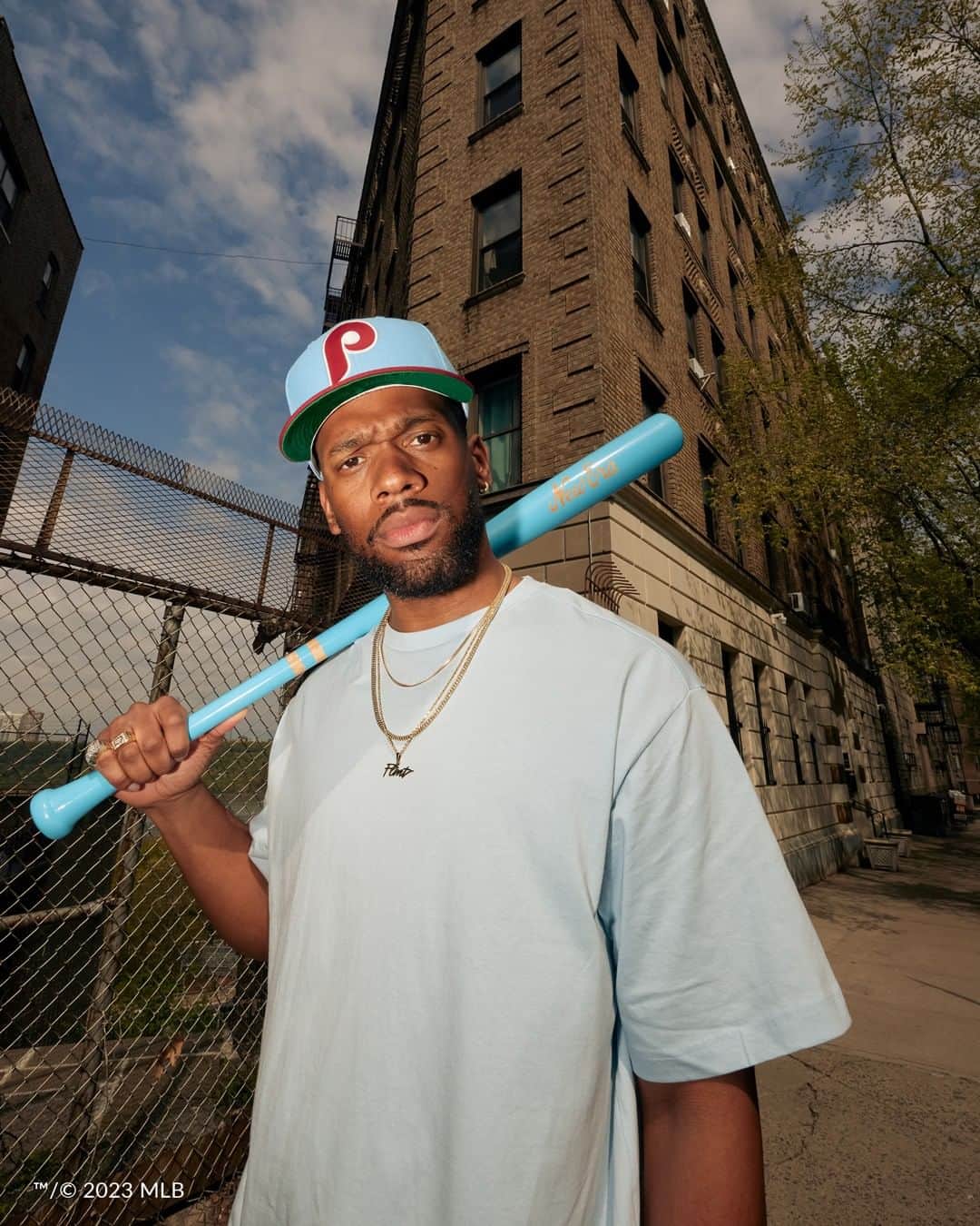 ニューエラ・キャップのインスタグラム：「A nod to the history of baseball, the MLB Powder Blues collection features colorways and logos inspired by the road uniforms of the 70s and 80s. Available in select teams at the link in our bio.」