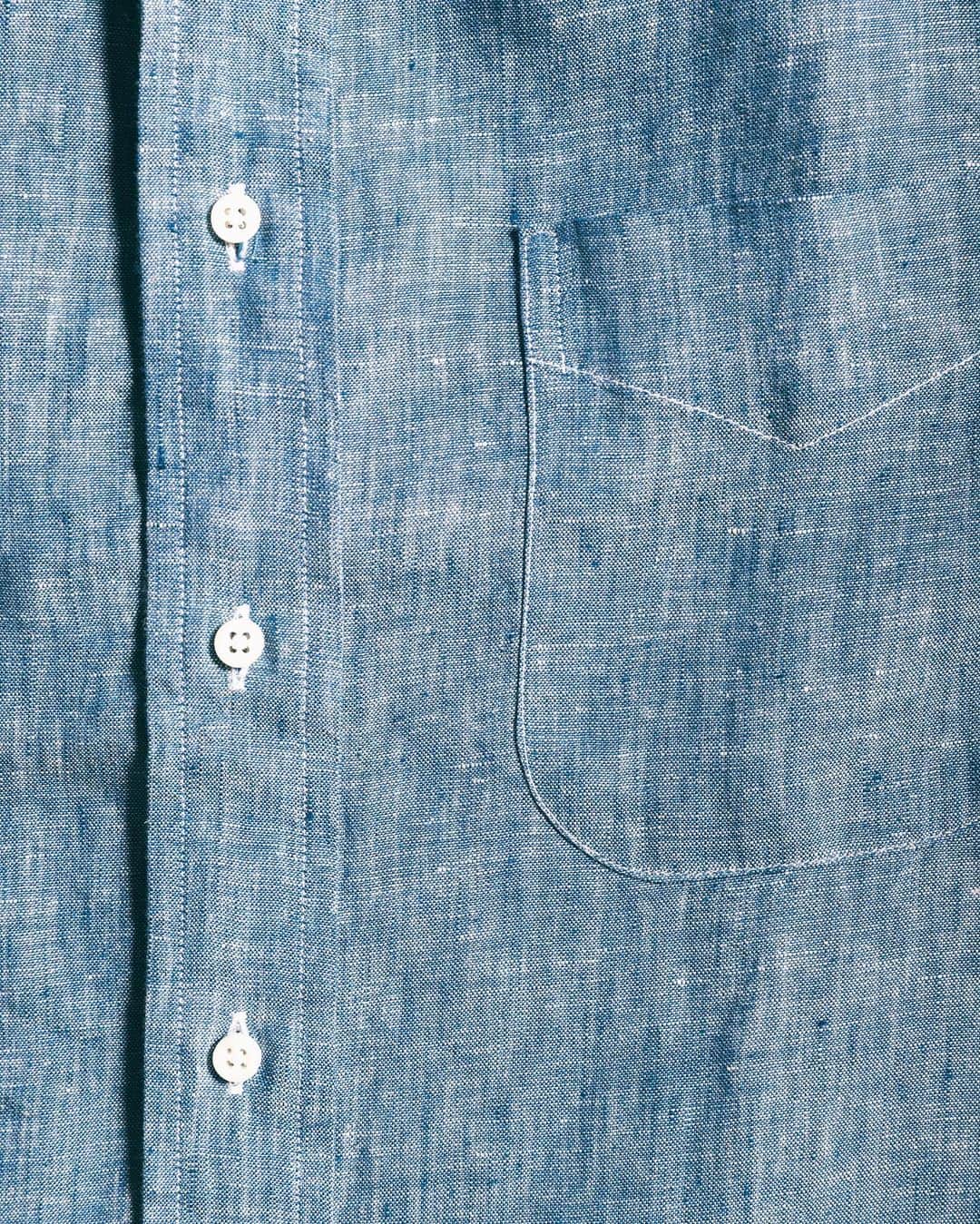 ギットマンブラザーズさんのインスタグラム写真 - (ギットマンブラザーズInstagram)「4.4oz 100% linen, just like nature intended. As summer ramps up we’re reaching for our Chambray Linen more and more #MadeInUSA」6月14日 23時05分 - gitmanvintage