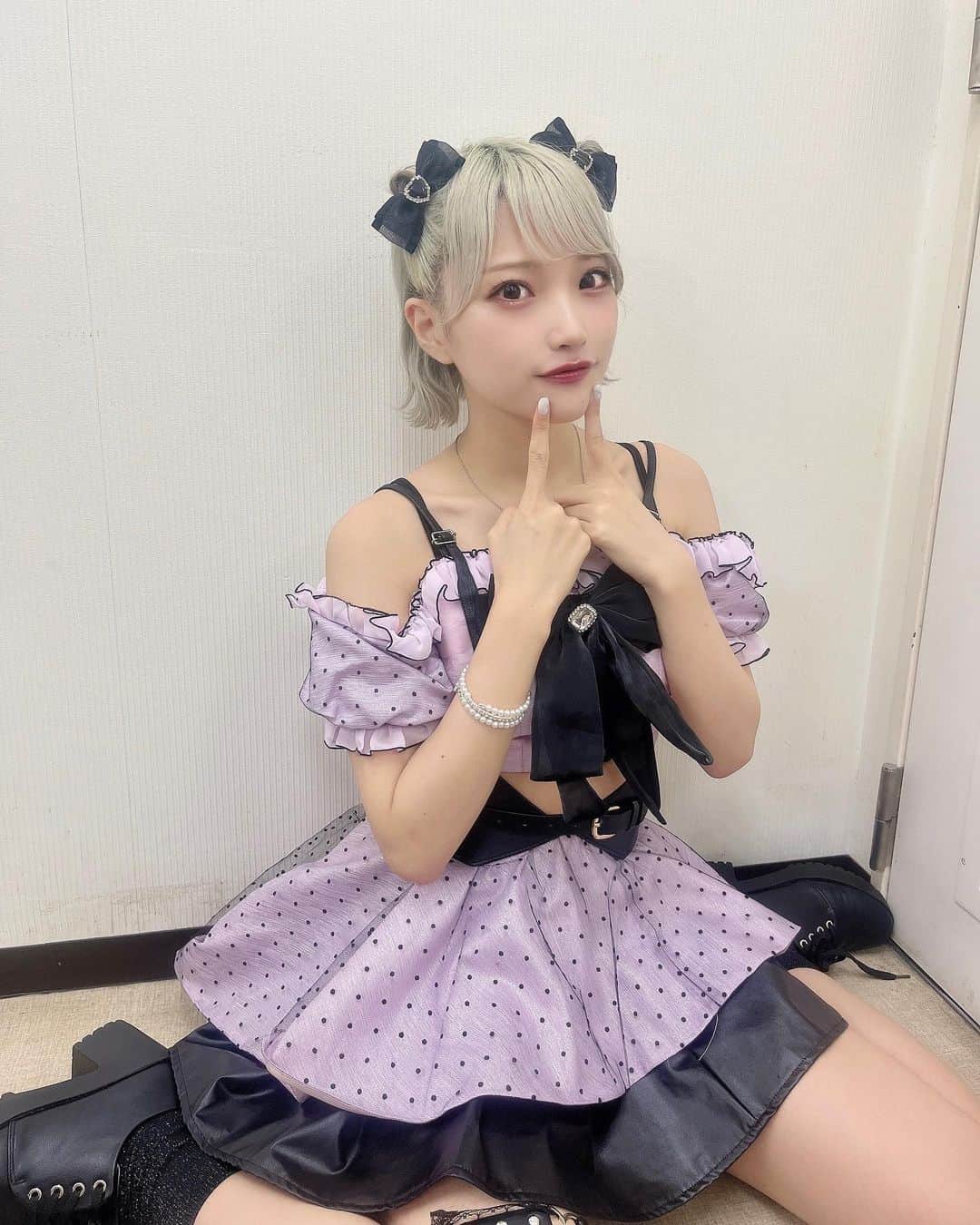東條ゆりあのインスタグラム：「めずらしい髪型✌︎ 沢山褒めてくれてありがとねえ  うなちゃん！( @u7na___uuu )にヘアアレしてもらったんよ🧸かわいいありがとうございます！！！」