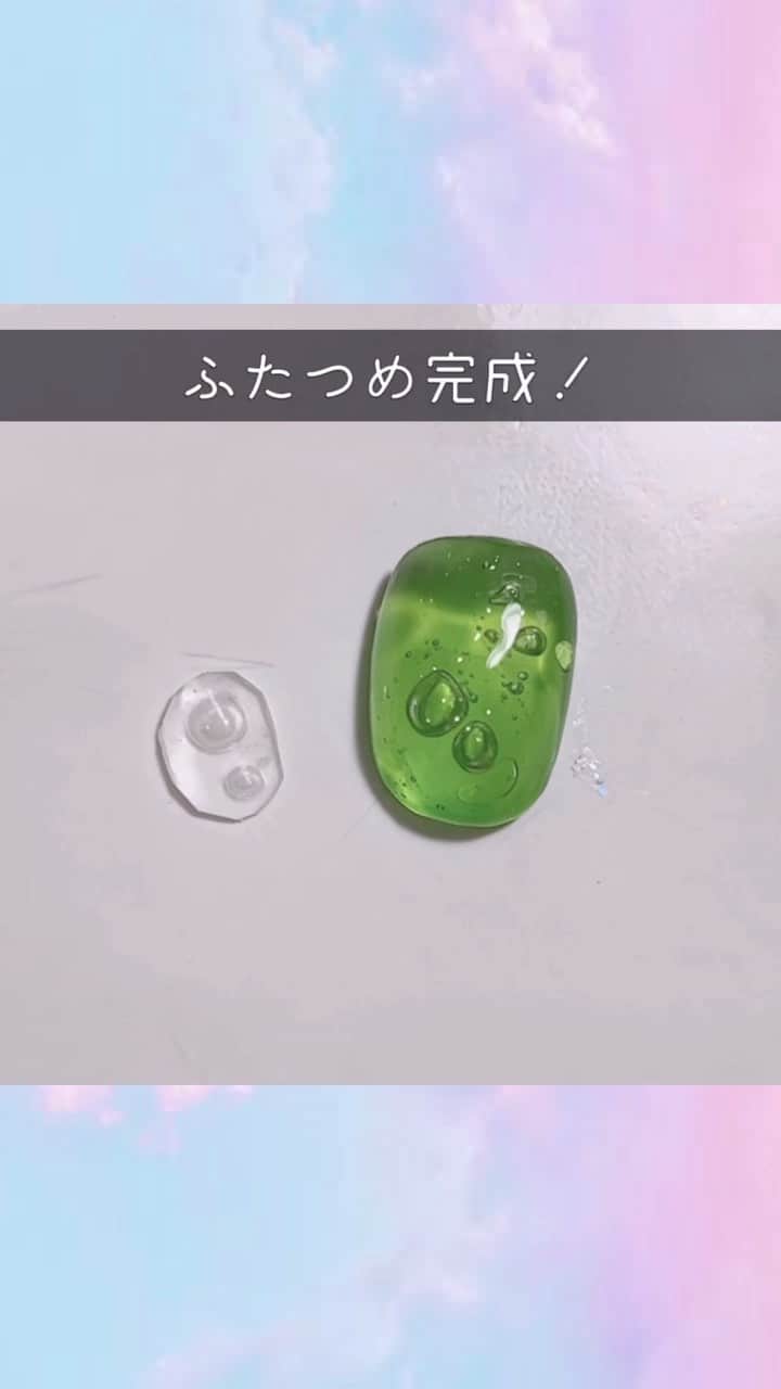 なかやまちえこのインスタグラム：「バブルネイルの作り置き🫧⠀ ⠀ #youtube に動画あります。⠀ 流行りの『バブルネイル』作り方3パターン! https://youtu.be/6BvQDRhfLak⠀ ⠀ #nail #nails #nailart #ネイル #美甲 #ネイルアート  #japanesenailart #manucure #japanesenails #manicurist #gelnails #أظافر #네일아트 #미용  #เพ้นท์เล็บ #artedeuñas #เพ้นท์เล็บเจล #ジェルネイルデザイン #ネイルデザイン #nagelkunst #バブルネイル #bubblenails #あわあわネイル #泡ネイル」