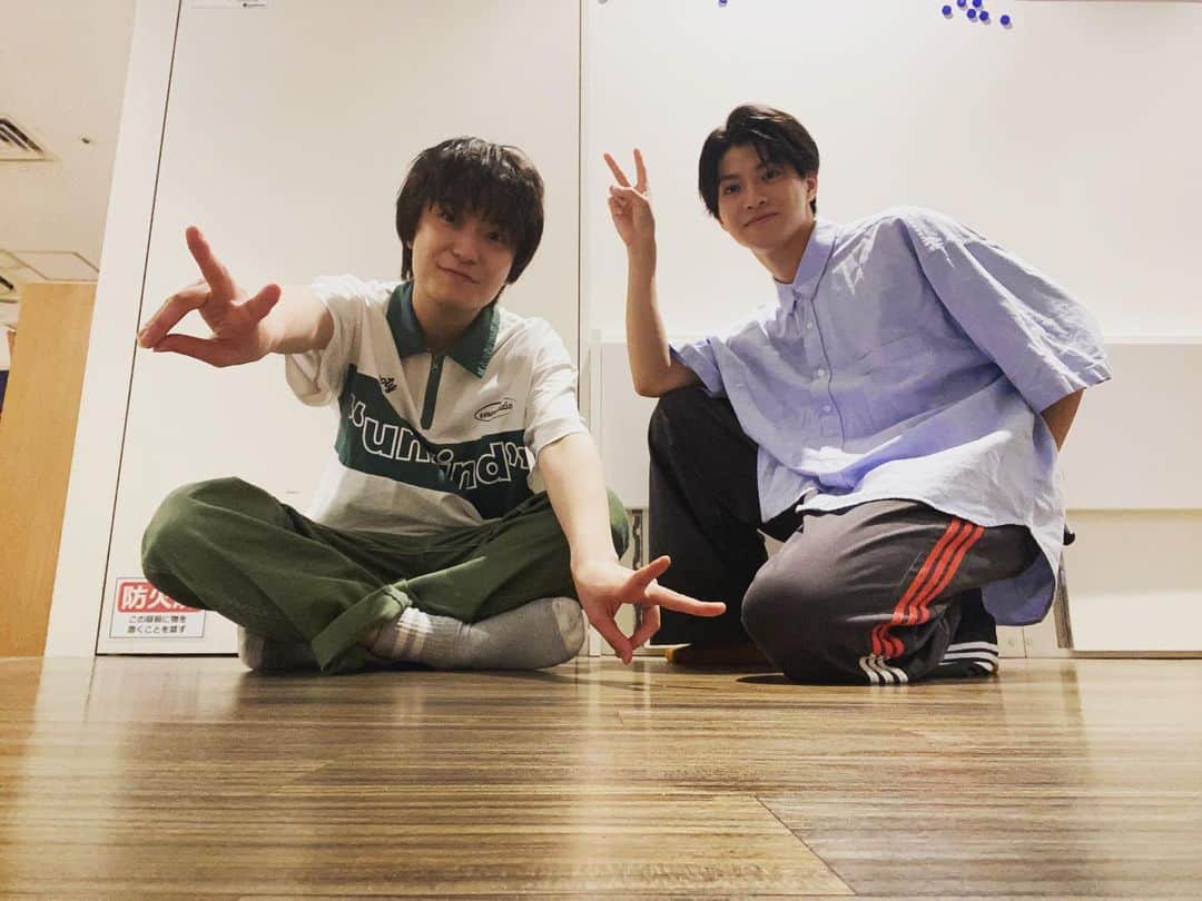 田中雅功のインスタグラム：「桜ツアーファイナルありがとうございました。  楽しかった。  なんかほんと、幸せもんだなぁ。  みんなには、感謝しかないです。  スタッフの皆さんも。 本当にありがとうございます。  バンドメンバーのみんなも最高でしたああああ  ほんとに！！  みんなに感謝！！」