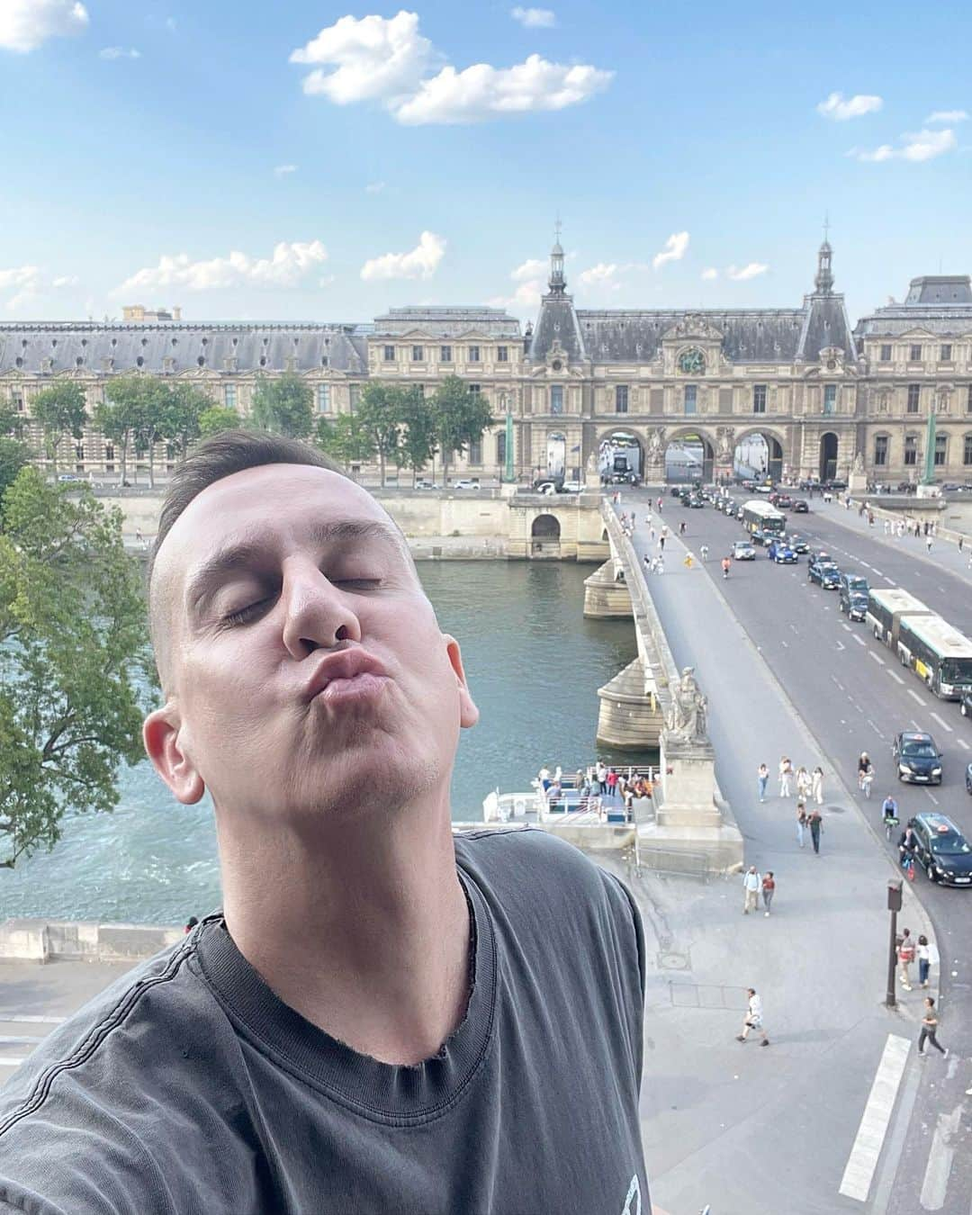 ジェレミー・スコットさんのインスタグラム写真 - (ジェレミー・スコットInstagram)「FRENCH KISSIN’ 😘😘😘」6月14日 23時57分 - jeremyscott