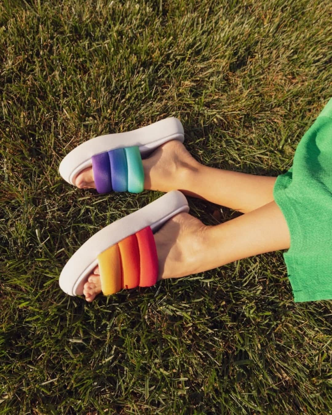 トムズシューズのインスタグラム：「🌈 Our ultra-comfortable, colorful, and on-trend Unity Collection is sure to upgrade your summer wardrobe!  TOMS helps support the LGBTQ+ community year round by partnering with organizations like Brave Trails, a youth-focused summer camp that runs a mental health program tailored to the young people they serve.  Wear TOMS. WEAR GOOD.」