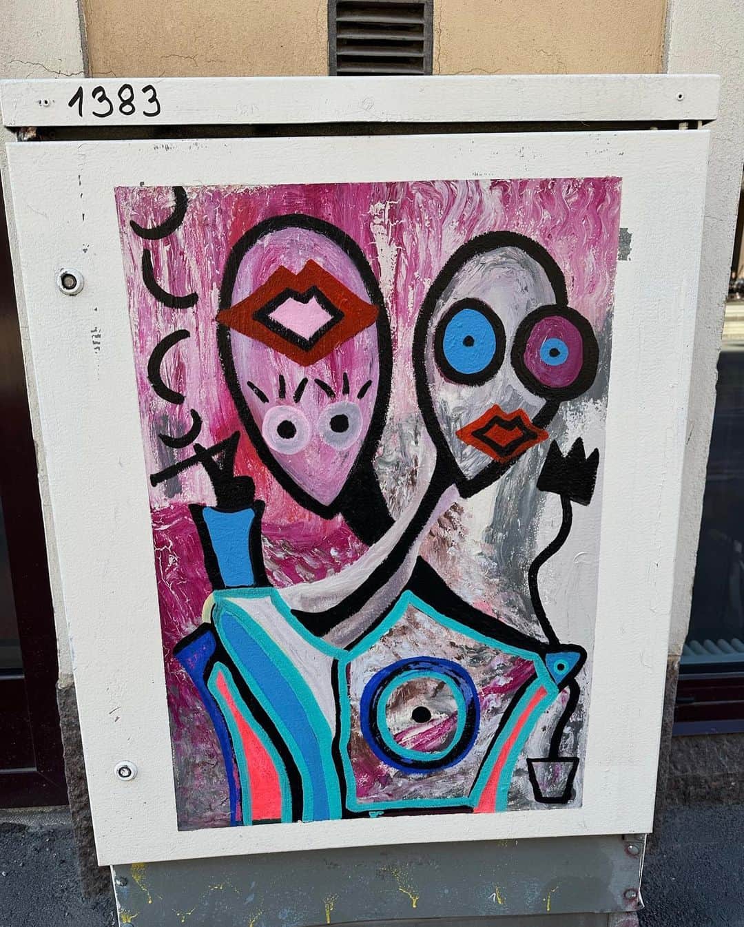 リリー・コリンズさんのインスタグラム写真 - (リリー・コリンズInstagram)「Street art scrapbook — Helsinki edition…」6月15日 0時26分 - lilyjcollins