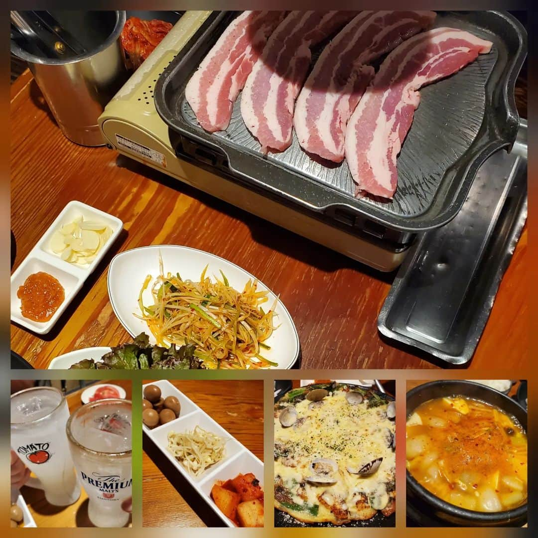 池田夏希さんのインスタグラム写真 - (池田夏希Instagram)「@yakiniku_tomato で母とランチ🍴☀️ . ランチのサムギョプサルセットを注文♡ 海鮮チヂミとスンドゥブチゲも食べてとってもボリューミー✨ お得なセットで2人とも大満足🥰 . 今回は食事だけだったけど、トマトは1階で食事をしてから3階でカラオケも出来ちゃうお店なんです🎵 食べたあと歌ったらカロリー消費も出来て良さそう😆🔥 今度はカラオケもしちゃおうかな🤭 . #サムギョプサル専門店トマト #新大久保グルメ #新大久保ランチ #韓国料理 #サムギョプサル #海鮮チヂミ #スンドゥブチゲ #ランチ #ランチセット #お得 #ボリューミー #カラオケ #カラオケあり #フードスタグラム #グルメスタグラム  #shinokubotomato #tomato #shinokubo #shinokubogourmet #shinokubolunch #lunch #lunchset #foodstagram #gourmetstagram #한국요리 #삼겹살 #해물치지미 #순두부찌개 #런치」6月15日 0時33分 - natsukiikeda624