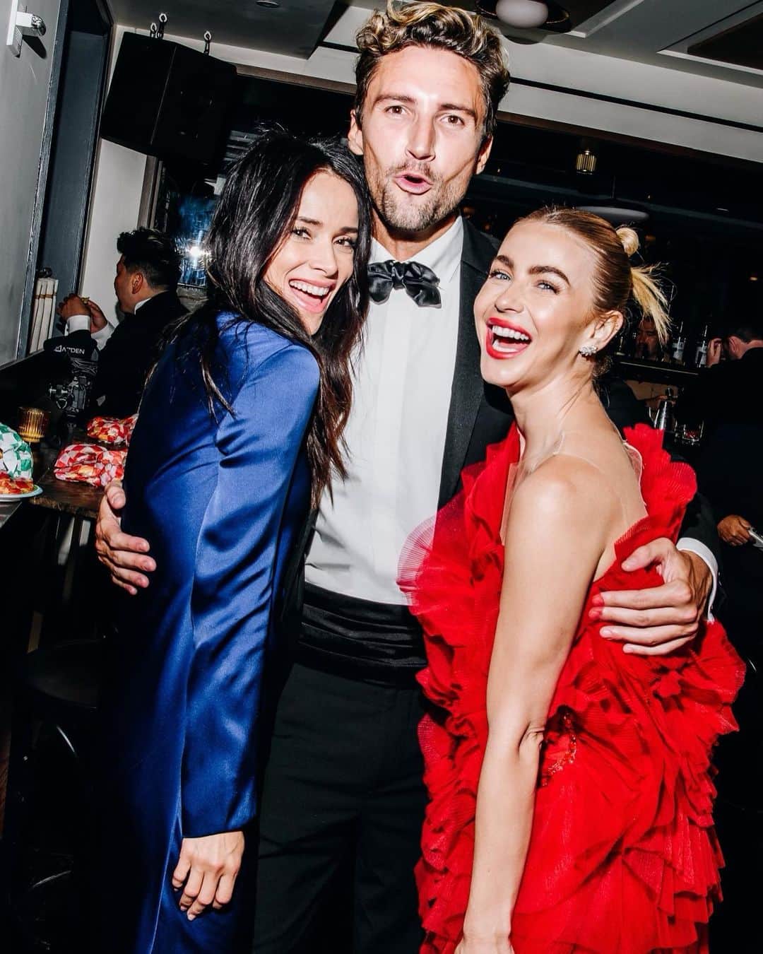 アビゲイル・スペンサーのインスタグラム：「Celebrating our incredible 🧨🍒💃🏻 #Tonys host!  @juleshough at her #afterafter party. Love you Jules.  💋xx Tyler & Abs 📷 @vnina」