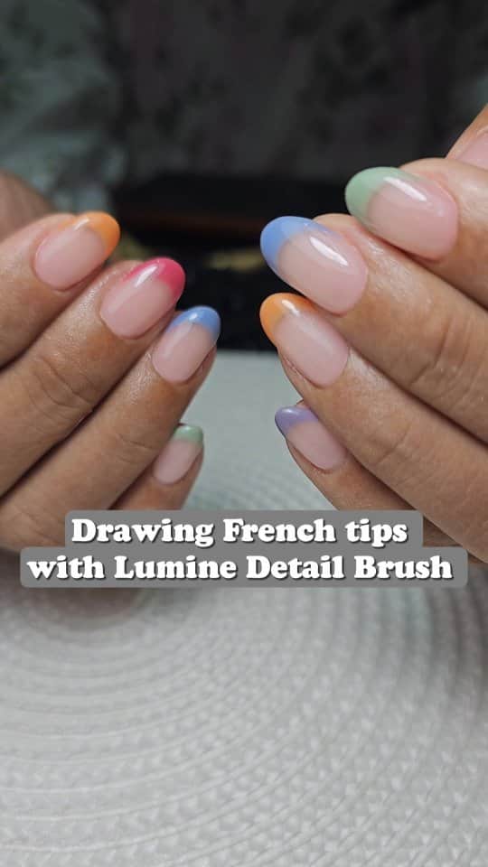 Yingのインスタグラム：「LUMINE Detail Brush  A tapered long liner brush with an ultra-fine tip. Perfect for drawing both straight lines and curves. Use with a pigmented art gel and a light touch to draw super fine outlines, or apply more pressure with a medium-viscosity gel for thicker stripes.  Brush Hair Length: 8.5mm  Ferrule: 25mm  Brush Body: 113m  Material: Quality PBT nylon, resistant to solvents, flexible and strong.  Comes with a metal brush cap.  𝐒𝐡𝐨𝐩 𝐰𝐢𝐭𝐡 𝐮𝐬 𝐨𝐧𝐥𝐢𝐧𝐞⁣⁣⁣⁣⁣⁣⁣⁣⁣⁣⁣⁣⁣⁣⁣⁣⁣⁣⁣⁣⁣⁣⁣⁣⁣ 🛒 www.nailwonderland.com⁣⁣⁣⁣⁣⁣⁣⁣⁣⁣⁣⁣⁣⁣⁣⁣⁣⁣⁣⁣⁣⁣⁣⁣⁣ ⁣⁣⁣⁣⁣⁣⁣⁣⁣⁣⁣⁣⁣⁣⁣⁣⁣⁣⁣⁣⁣⁣⁣⁣⁣ 𝐎𝐫 𝐯𝐢𝐬𝐢𝐭 𝐮𝐬 𝐚𝐭 𝐨𝐮𝐫 𝐬𝐭𝐨𝐫𝐞⁣⁣⁣⁣⁣⁣⁣⁣⁣⁣⁣⁣⁣⁣⁣⁣⁣⁣⁣⁣⁣⁣⁣⁣⁣ 📍20 Penhas Road Level 2, Singapore 208184⁣⁣⁣⁣⁣⁣⁣⁣⁣⁣⁣⁣⁣⁣⁣⁣⁣⁣⁣⁣⁣⁣⁣⁣⁣ (5 minutes walk from Lavender MRT)⁣⁣⁣⁣⁣⁣⁣⁣⁣⁣⁣⁣⁣⁣⁣⁣⁣⁣⁣⁣⁣⁣⁣⁣ ⁣⁣⁣⁣⁣⁣ ⁣⁣⁣⁣⁣⁣ ⏰ 𝐎𝐩𝐞𝐫𝐚𝐭𝐢𝐧𝐠 𝐇𝐨𝐮𝐫𝐬⁣⁣⁣⁣⁣⁣⁣⁣⁣⁣⁣⁣⁣⁣ Tuesday to Friday: 11am-6pm Sunday: 11am-6pm We are closed on Monday, Saturday & Public Holidays⁣⁣」