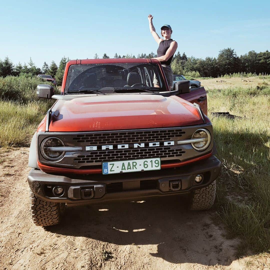 Paulien COUCKUYTのインスタグラム：「I had a lot of fun with the Ford Bronco- experience ! Thanks @fordbelgium for the invite !  #fordbelgium #fordbronco #offroad #francorchamps #ardennes」