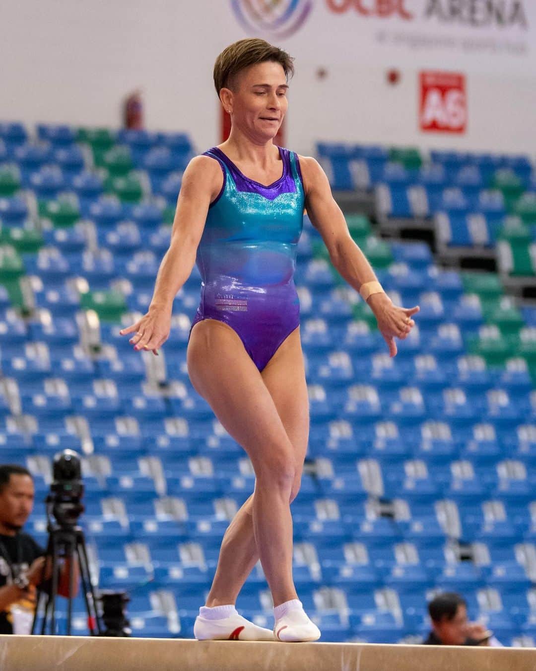 エミリー・チャンさんのインスタグラム写真 - (エミリー・チャンInstagram)「We are in the presence of greatness! 🌟 @oksana2016 #AAGC2023 (pics by me for @singaporegym) #gymnastics #oksanachusovitina #uzbekistan」6月15日 1時42分 - flipflytumble