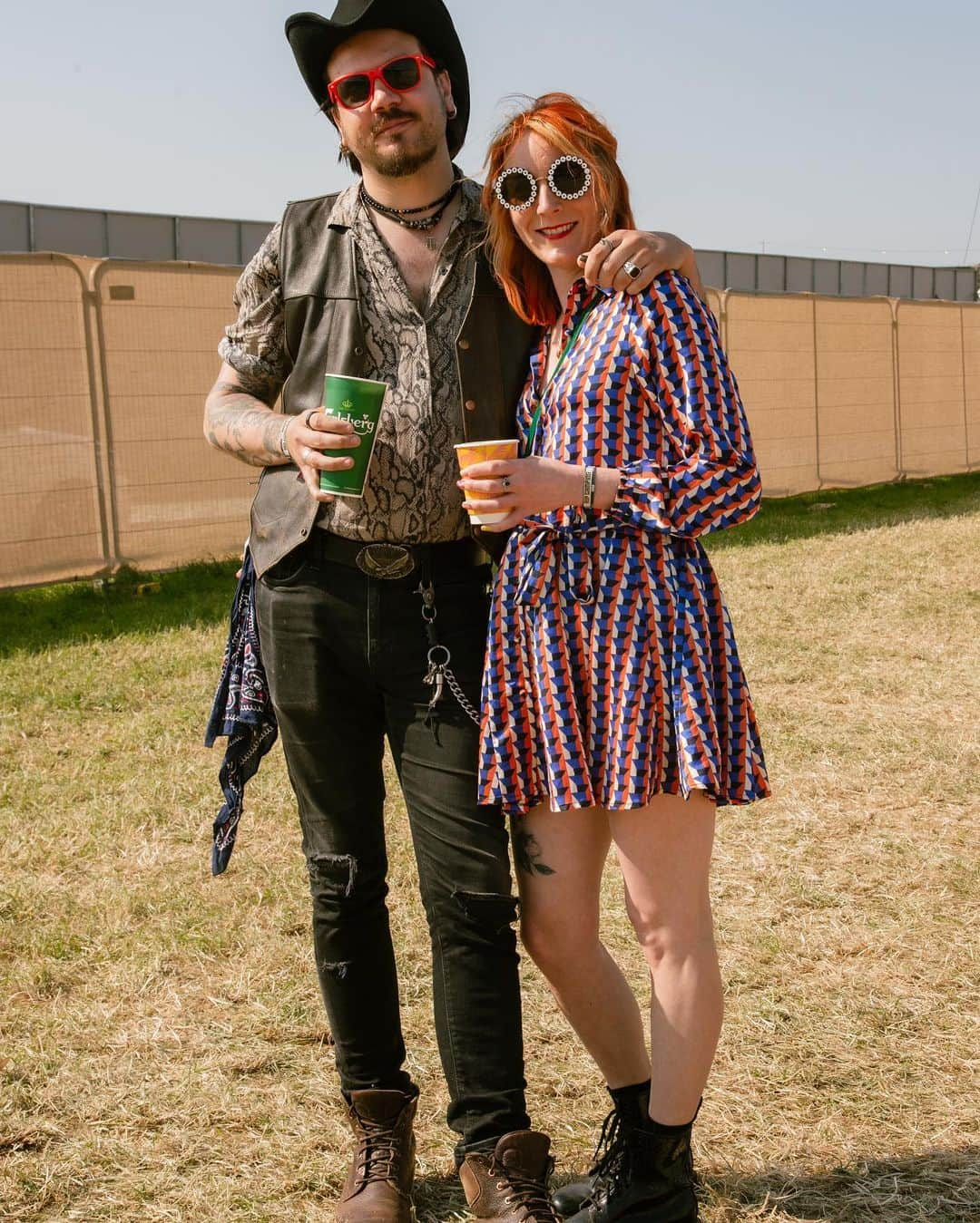 Kerrang!さんのインスタグラム写真 - (Kerrang!Instagram)「From snazzy suits to goth cowboys, here’s some of our favourite fits from Download 2023 🖤  📸: @bekkycalverphoto」6月15日 1時50分 - kerrangmagazine_