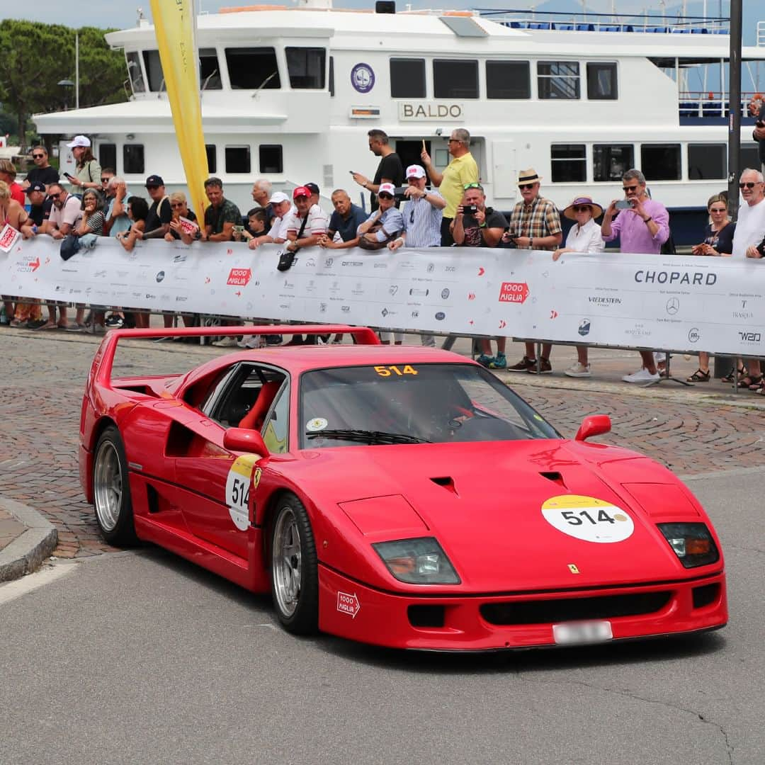 フェラーリさんのインスタグラム写真 - (フェラーリInstagram)「The #FerrariTribute #1000Miglia 2023 has officially started. Ferrari from across the world will accompany along the route the historic cars of the event, which will span over five days, from June 13 to 17.  The adventure began as the convoy departed from #DesenzanodelGarda, passing through enchanting cities to arrive at #MilanoMarittima.  Driving up to the centre of Italy, day 2 will take them to #Rome for the final destination of the second stage of the trip.  Stay tuned for more updates of the iconic event.   @millemigliaofficial #DrivingFerrari #Ferrari」6月15日 3時00分 - ferrari