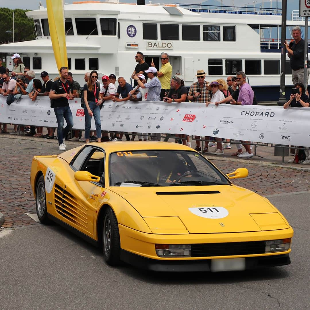 フェラーリさんのインスタグラム写真 - (フェラーリInstagram)「The #FerrariTribute #1000Miglia 2023 has officially started. Ferrari from across the world will accompany along the route the historic cars of the event, which will span over five days, from June 13 to 17.  The adventure began as the convoy departed from #DesenzanodelGarda, passing through enchanting cities to arrive at #MilanoMarittima.  Driving up to the centre of Italy, day 2 will take them to #Rome for the final destination of the second stage of the trip.  Stay tuned for more updates of the iconic event.   @millemigliaofficial #DrivingFerrari #Ferrari」6月15日 3時00分 - ferrari