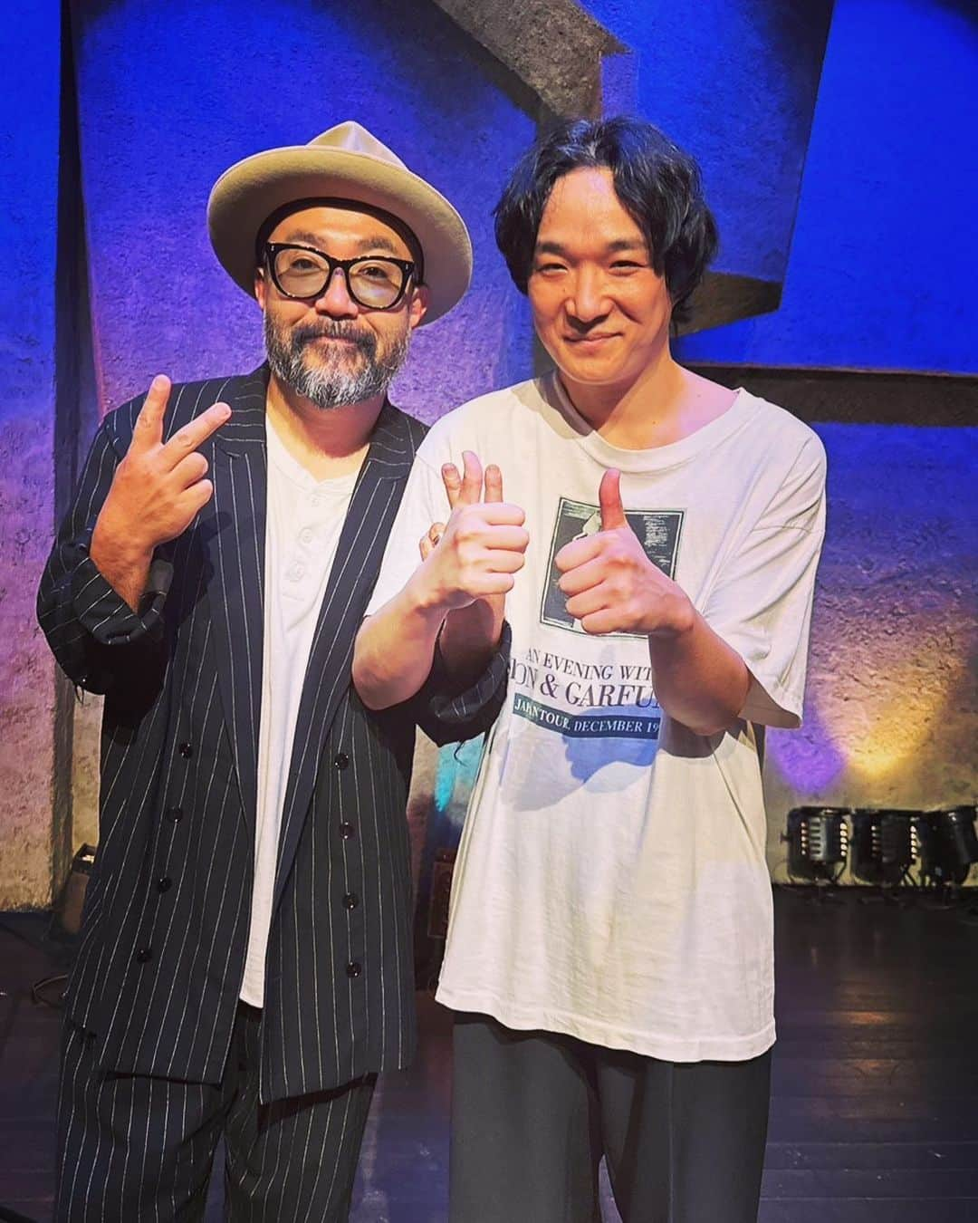 松本素生さんのインスタグラム写真 - (松本素生Instagram)「「音編み」at吉祥寺スターパインズカフェ。石崎ひゅーいくんとの弾き語り2マン、当日、人生初の帯状疱疹が出てしまい背筋が凍る思いでしたが、音楽の神様の力を借りて無事完走しました😭  心から尊敬する歌い手に自分の曲を歌ってもらえるってホント嬉しい。。  昨夜のセトリ  1.ランブル 2.同じ月を見てた 3.昼呑み 4.ナイトフライト 5.固結び 6.スウィートテンプテーション 7.Teenage last 8.スパイス 9.東京  アンコール お前は恋をした事があるかwith 石崎ひゅーい トワイライトwith 石崎ひゅーい」6月15日 13時09分 - sou_matsumoto