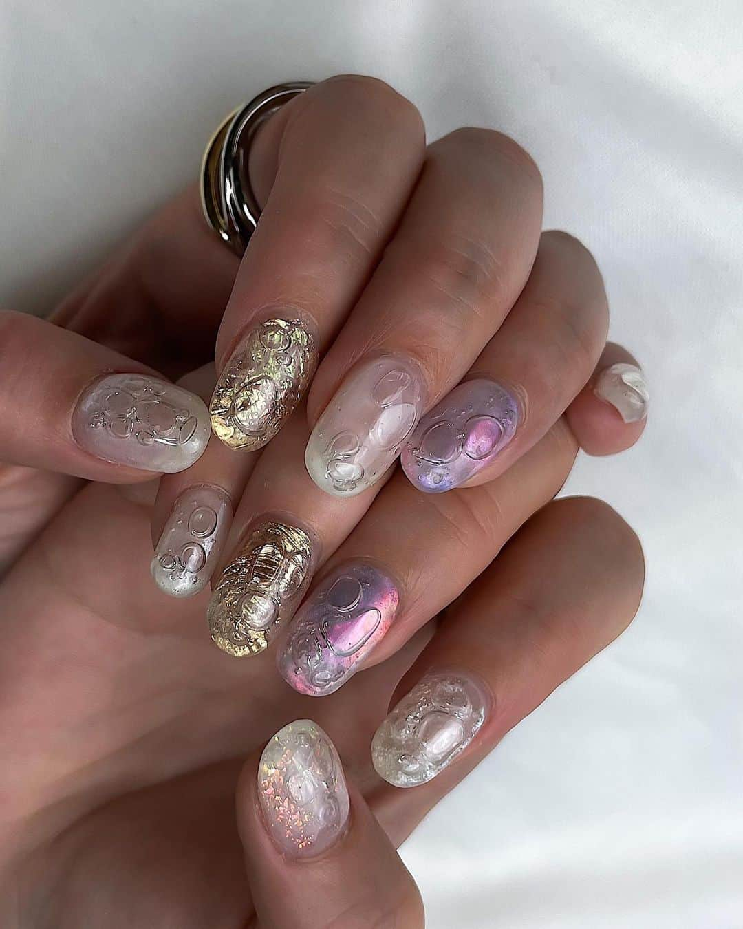 Nailsalon Cielさんのインスタグラム写真 - (Nailsalon CielInstagram)「☆ Marmaid🧜🏼‍♀️🫧 ⁡ サロンでも流行ってます バブルアート☆ ⁡ ⁡ 2度目のご来店ありがとうございます🤍 ⁡ ⁡ ⁡ ⁡ ⌇ ⌇ ⌇ ⌇ ⌇ ⁡ ⁡ ⁡ ⁡ ⁡ −–−–−–−–−–−–−–− ⁡ #nailart#gelnail#ネイルアート#アートネイル#手描きネイル#ジェルネイル#アート#個性派ネイル#癖ネイル#福岡ネイル#美甲#美甲師#네일#네일아트#ネイルサロン#福岡ネイルサロン#バブルネイル#泡ネイル」6月15日 13時23分 - myanail