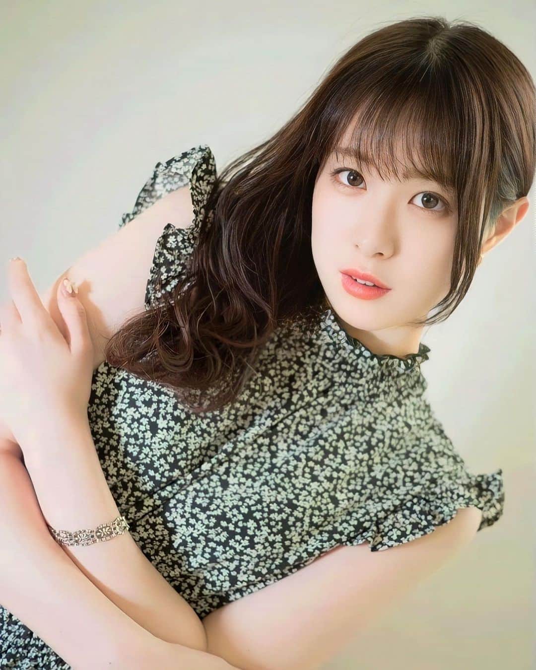 のインスタグラム：「・ ・ にのひー発情期きました🐰 ・ ・ #二宮ひかり #にのひー #手のひらサイズ #アタッカーズ専属 #アタッカーズ #撮影会  #撮影会モデル  #ワンピースコーデ」