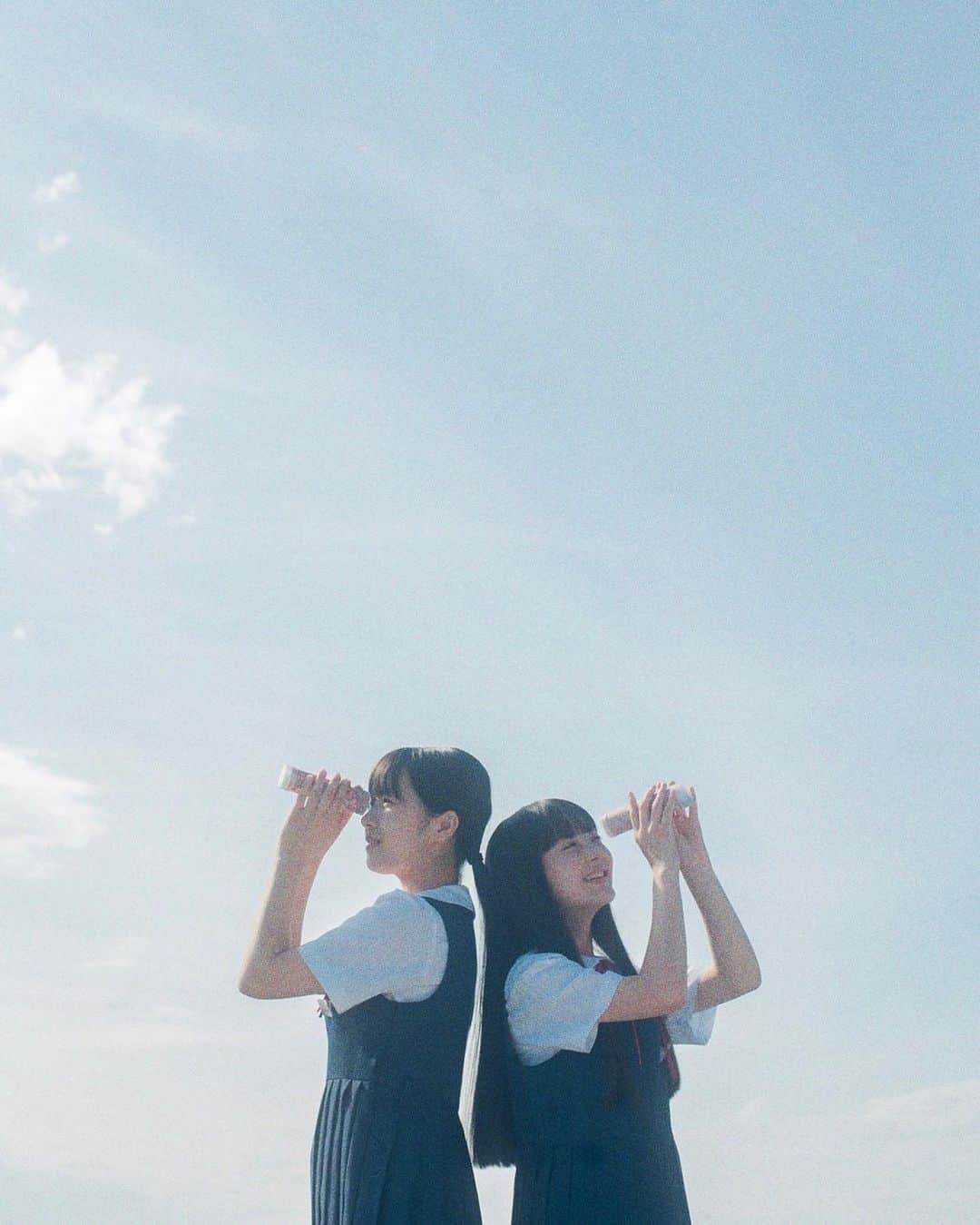 佐藤ひなたのインスタグラム：「・ ・ 映画『ブルーを笑えるその日まで』が…  SKIPシティ国際Dシネマ映画祭2023 【国内コンペディション長編部門】 へ ノミネートが決定しました〜👏🏻👏🏻  武田かりん監督、関係者の皆様 おめでとうございます🎉  たくさんの方に観ていただけたらうれしいです🫶🏻  12月には劇場公開もあります👍🏻💗  いつも本当に応援してくださり､ありがとうございます🙇🏻🙇🏻🙇🏻  #ブルーを笑えるその日まで #ブル笑  #SKIPシティ国際Dシネマ映画祭2023  #佐藤ひなた #ひな #06 #ひなbiz」