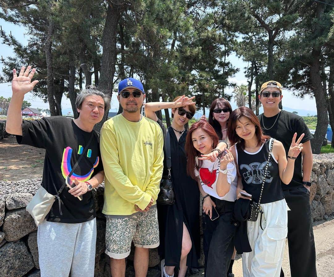 キム・ソナさんのインスタグラム写真 - (キム・ソナInstagram)「가면의휴식^^   제주에서 합체~~^^   맛있는 음식들, 수다.. 무엇보다  좋은 사람들과의 소중한 시간 ...  또 가자~~~~~~」6月15日 14時19分 - kimsuna_official