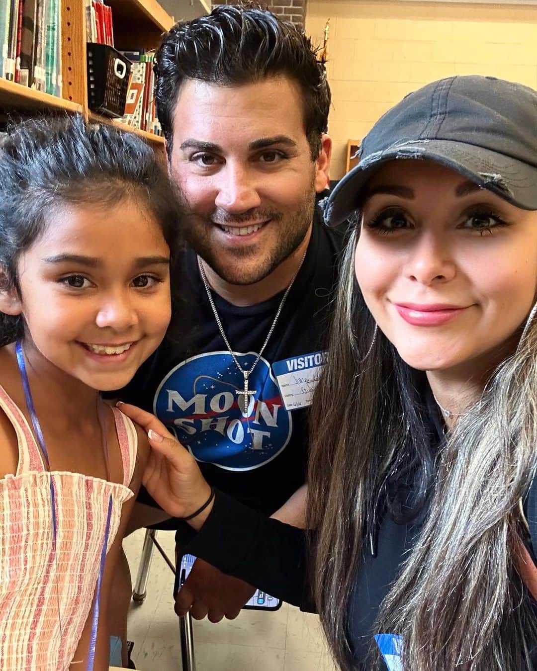 ニコール・ ポリッツィのインスタグラム：「Loving end of the year celebrations for the kids! So proud of all 3 of our munchkins!」