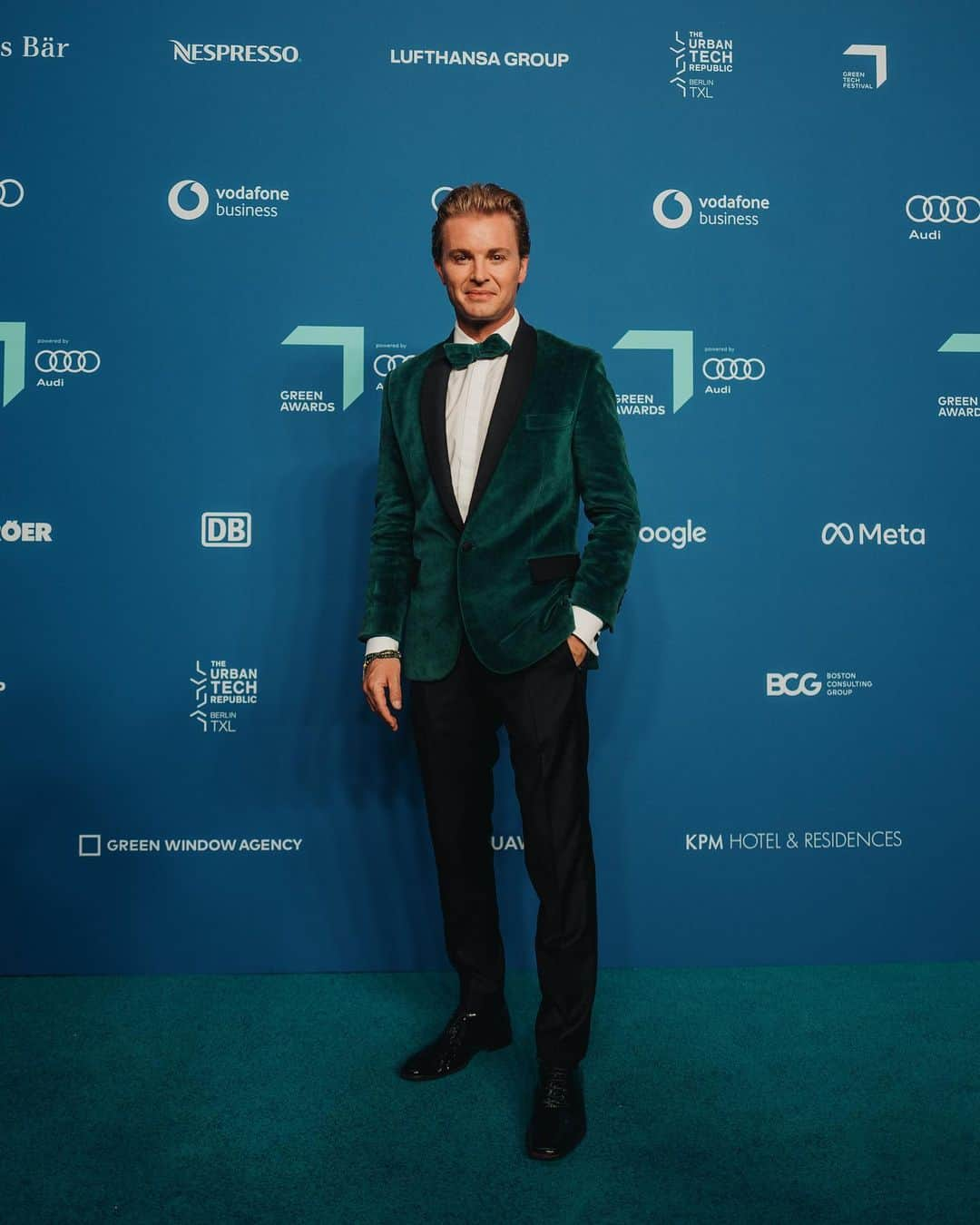 ニコ・ロズベルグさんのインスタグラム写真 - (ニコ・ロズベルグInstagram)「Our Green Awards Gala in Berlin! Fantastic to kick off our @greentech_festival with an awards gala where we celebrate people who put all their passion in pioneering innovations and technologies for the benefit of our environment. Inspiring night!  Congratulations to all winners and nominees 👏」6月15日 5時56分 - nicorosberg