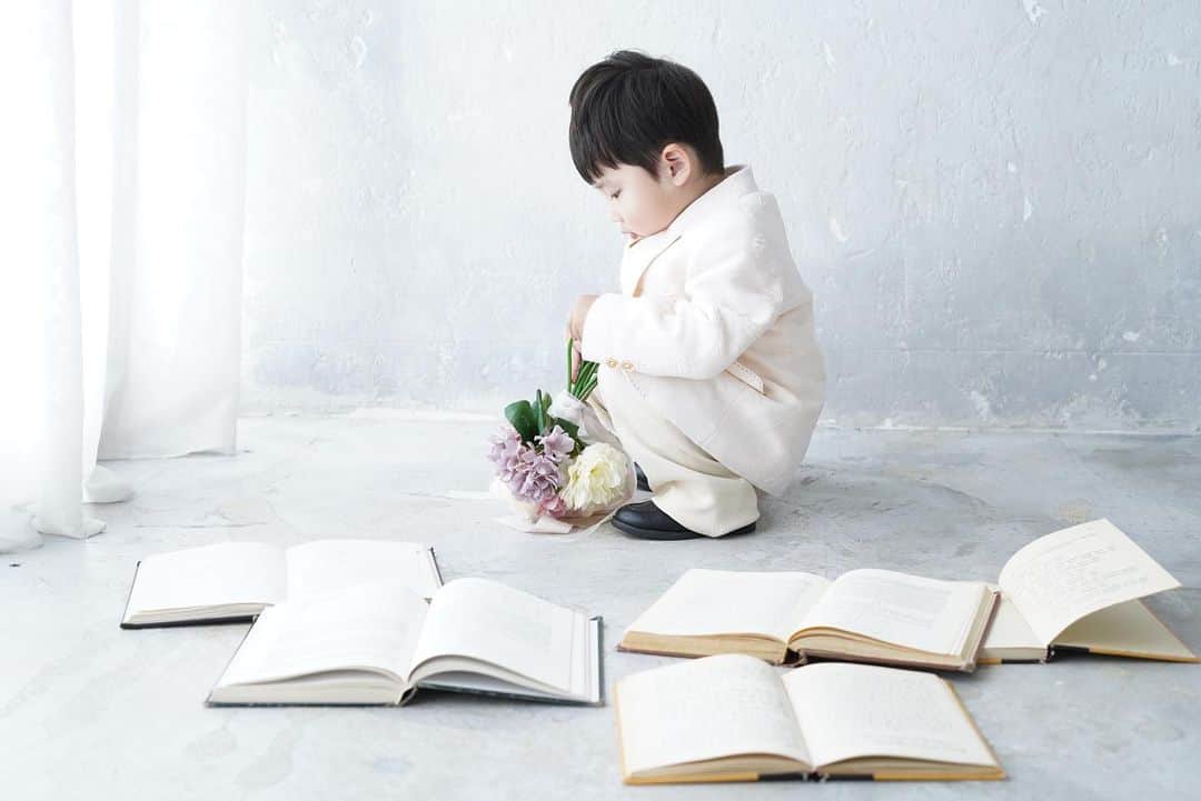 滝川りおのインスタグラム：「横顔boy👦🏻‎🤍  #3歳男の子 ##七五三3歳 #七五三撮影」