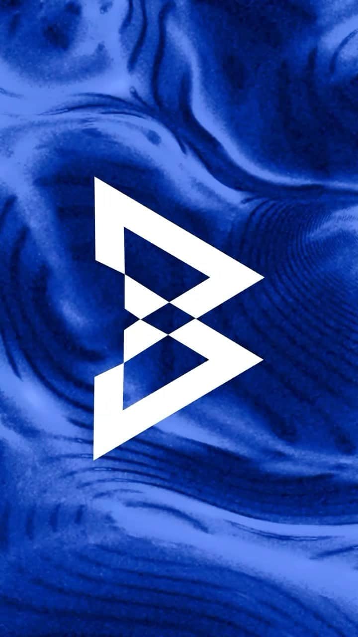 マーショーン・リンチのインスタグラム：「🔵BLUE🔵 B.T.A. Elite coming soon!🌀Follow @beastmodebrand for more. #TeamBeastmode」