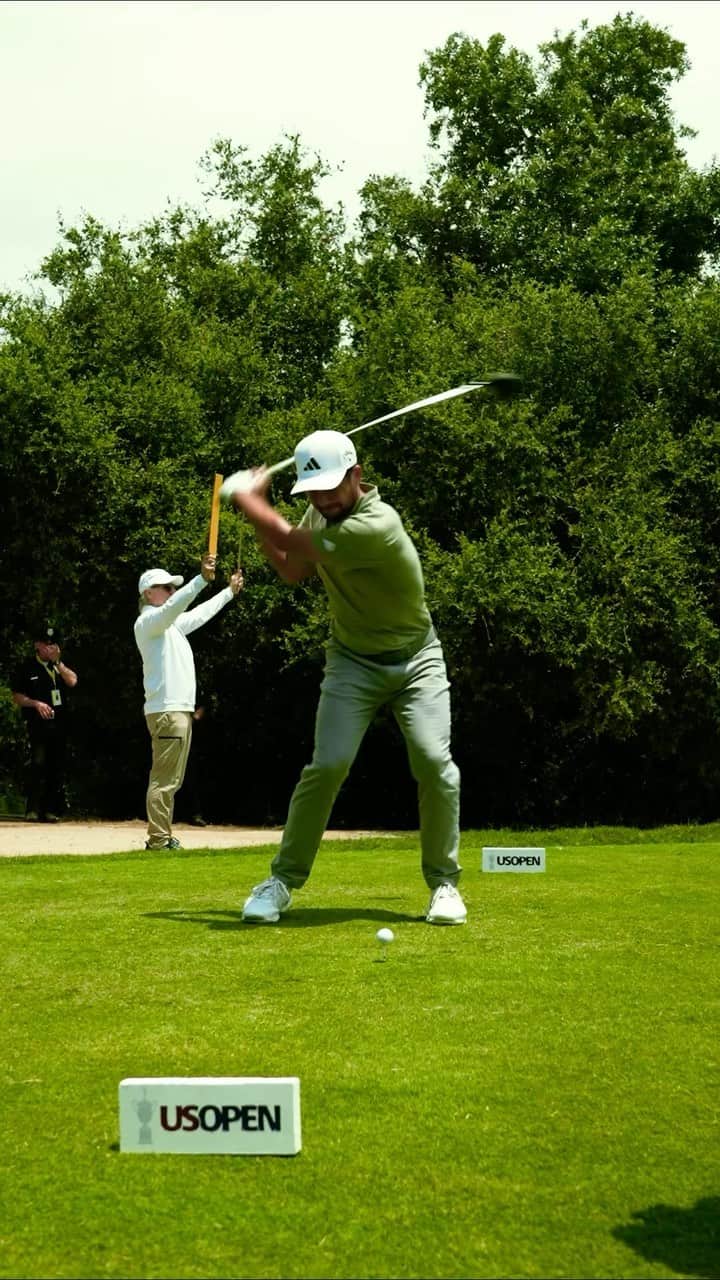 ザンダー・シャウフェレのインスタグラム：「Ready to get things rolling tomorrow at LACC @usopengolf」
