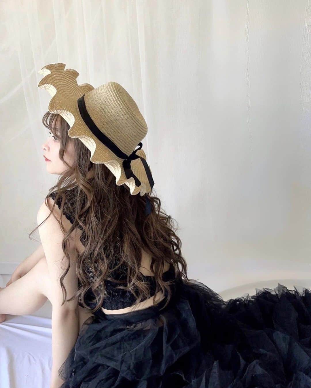 のインスタグラム：「👒❤︎ model @aoi_____v11  hair @yuzyleon  produce and photo @yunappleee  #ゆなぴく 撮影お気軽にDMください🍒  #撮影 #ゆなぴく#福岡#fukuoka #撮影モデル #写真好きな人と繋がりたい#儚くて何処か愛おしい様な#何気ない瞬間を残したい#パンダ#カップル#カップルフォト#あざとかわいい #indies_gram#pop#yellow #岐阜#名古屋#被写体募集 #lovers_nippon_portrait#カップル#カップルフォト  #indy_photolife」