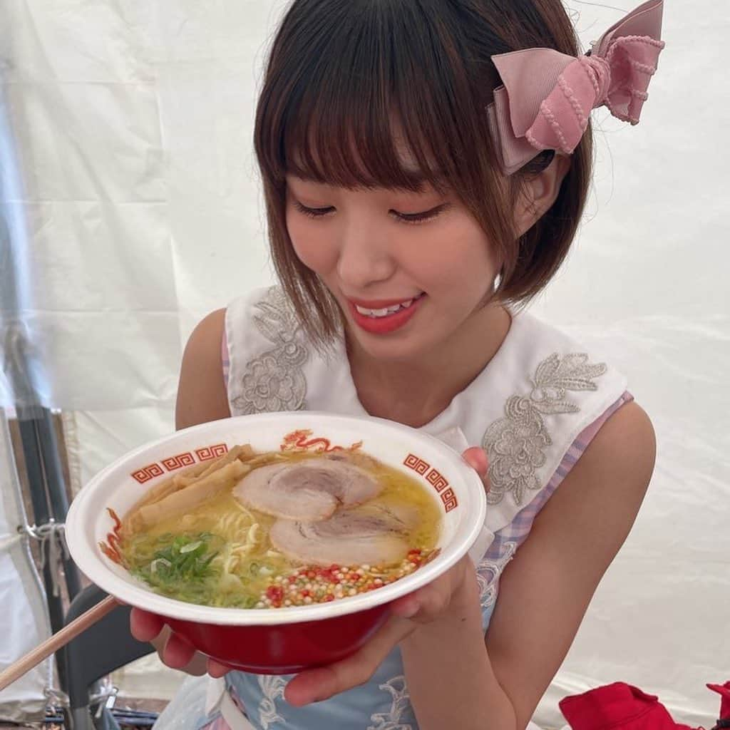 陽向こはるさんのインスタグラム写真 - (陽向こはるInstagram)「ラーメン祭で食べてきたラーメン！(まだ半分くらい)   #ラーメン #ラーメン祭 #大つけ麺博 #イラスト #絵 #デザイン #iPad #ナルト #make #makeup  #アイドル #idol #japan #日本 #秋葉原 #滋賀 #東京 #tokyo #girl #24歳 #八街 #小山 #千葉 #栃木 #ラーメン女子  #ラーメン屋  #たまご  #コーン #ねぎ  #チャーシュー」6月15日 10時02分 - coharuhinata