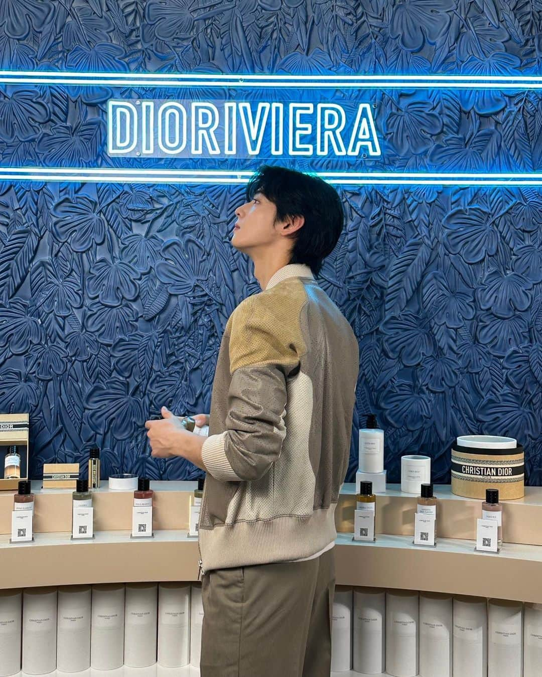 チャ・ウヌさんのインスタグラム写真 - (チャ・ウヌInstagram)「#dioriviera」6月15日 11時27分 - eunwo.o_c