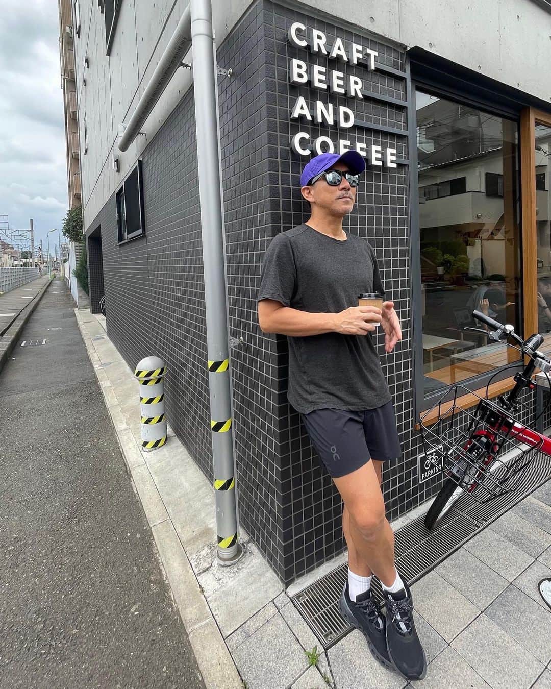 前園真聖さんのインスタグラム写真 - (前園真聖Instagram)「雨降る前にお散歩。 カフェでコーヒーをいただきながらまた歩きます👍 #coffee  #cafe  #散歩」6月15日 12時07分 - maezono_masakiyo