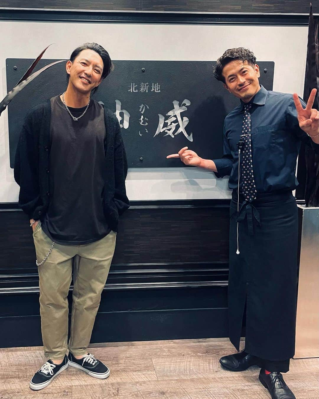 金子昇さんのインスタグラム写真 - (金子昇Instagram)「久々のギルスと。  #友井雄亮 #焼肉神威 #ギルス #全然変わらん」6月15日 12時01分 - noboru_kaneko_official