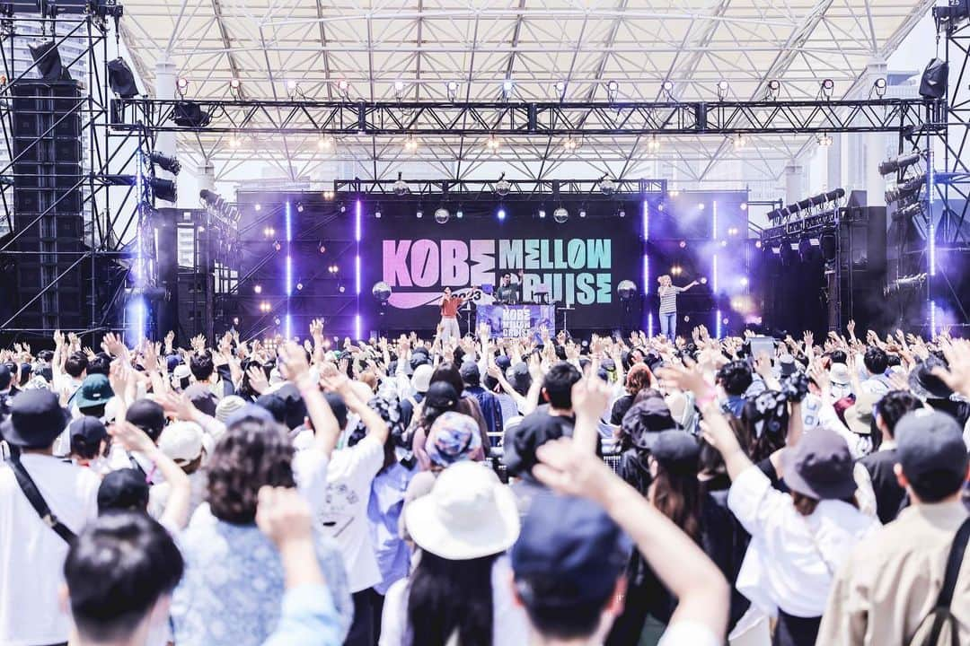 chelmicoさんのインスタグラム写真 - (chelmicoInstagram)「2023.05.21 「KOBE MELLOW CRUISE 2023」 at.神戸メリケンパーク  Photo by Kazuki Watanabe  #KOBEMELLOWCRUISE  #メロクル #chelmico #チェルミコ」6月15日 12時20分 - chelmico