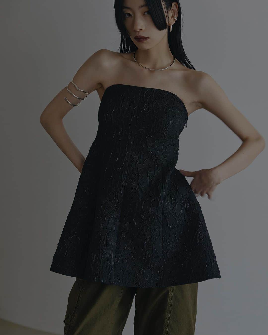 MEDI 2WAY JACQUARD BARE TOP | angeloawards.com