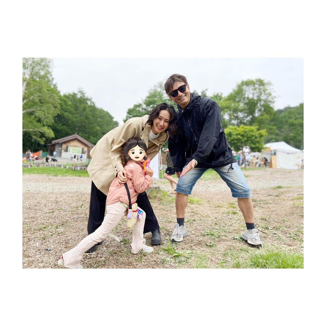 美保なな実さんのインスタグラム写真 - (美保なな実Instagram)「🏕️  @thecampbookfes で @s.minegishi ちゃんが撮ってくれた写真✨  めちゃくちゃいい写真すぎて 久しぶりにインスタ載せちゃう🤍  ありがと〜〜〜！！！  フェス行ったら お友達にも沢山会えて 美味しい空気吸えて 美味しいもの沢山食べて めちゃくちゃリフレッシュできた〜🕺  来年も行けるといいな！」6月15日 23時04分 - nanami_mmm